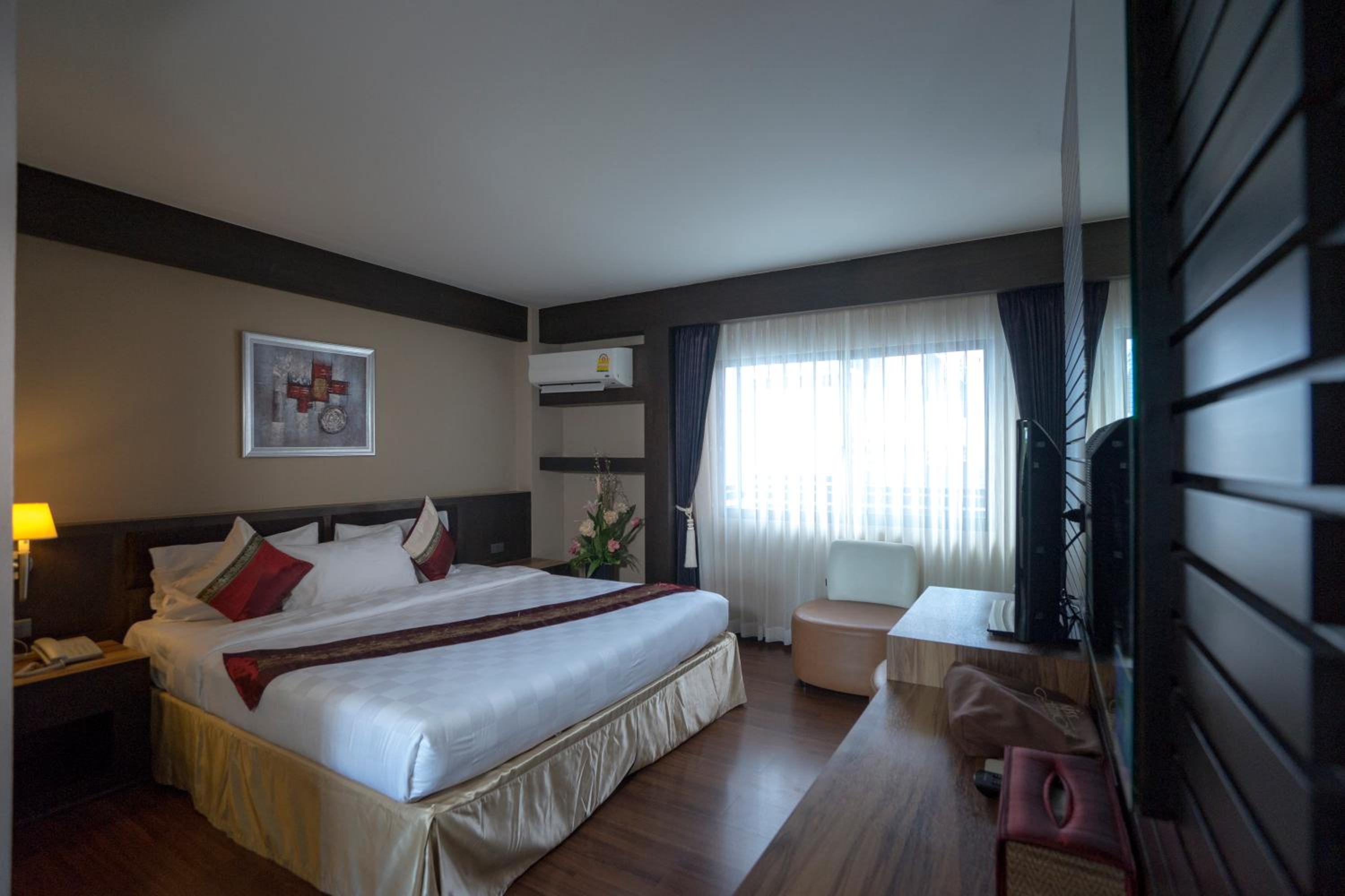 Deluxe Double or Twin Room photo 3