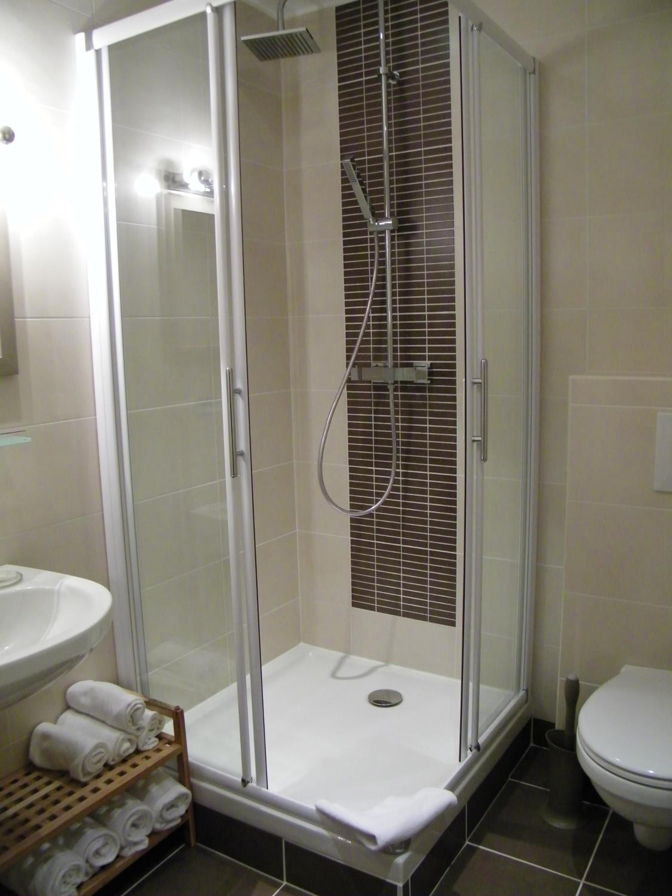 Standard Double Room - Photo 2