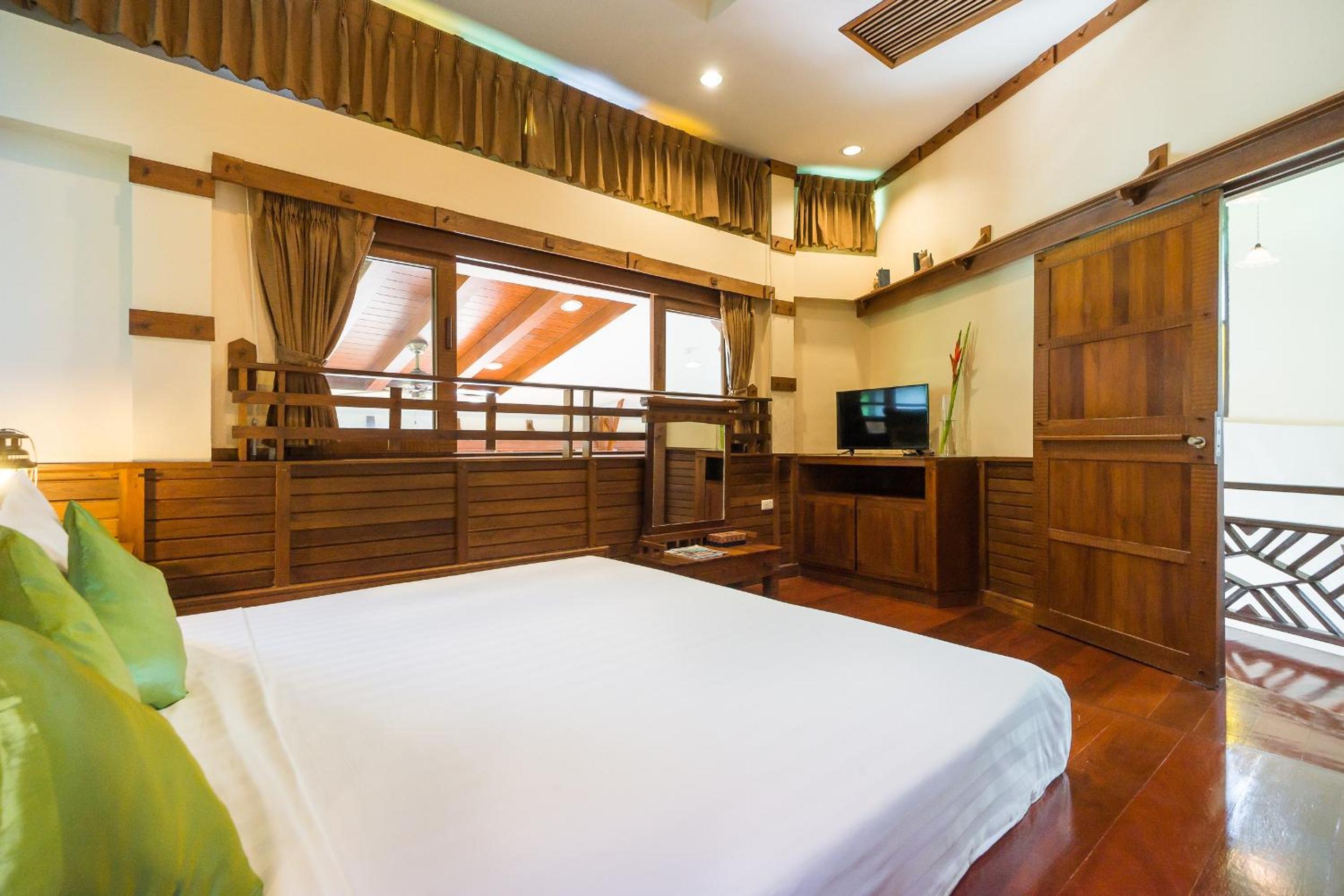 Villa - Beach Front - Photo 6