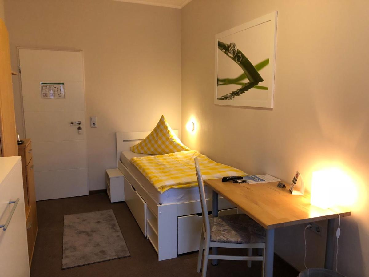 Single Room photo 3