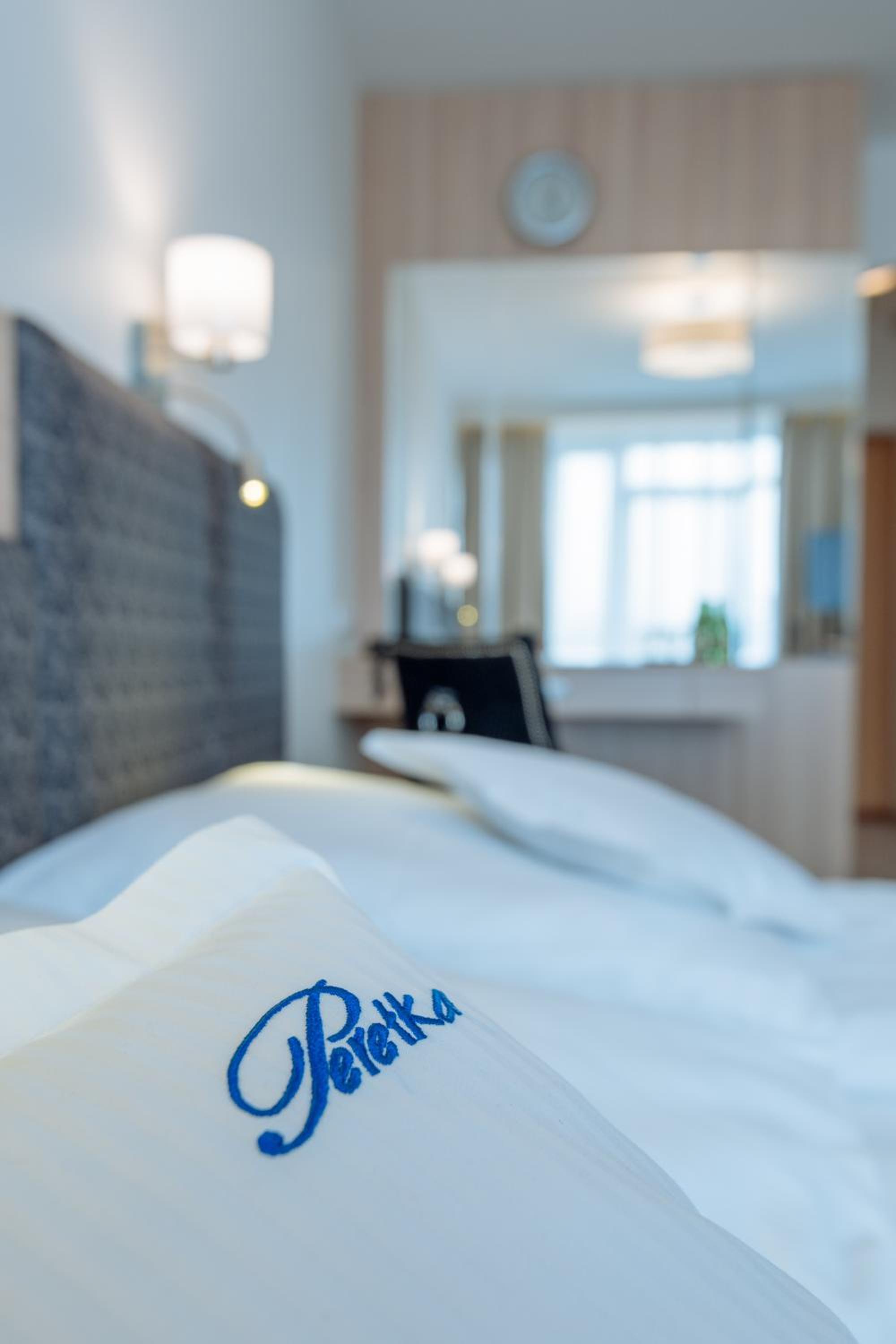 Deluxe Room - Photo 1