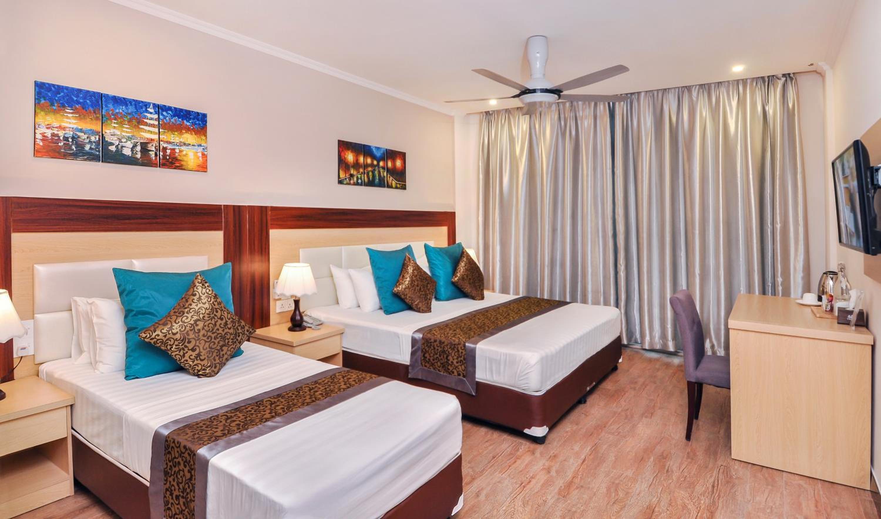 Triple Room with View photo 3