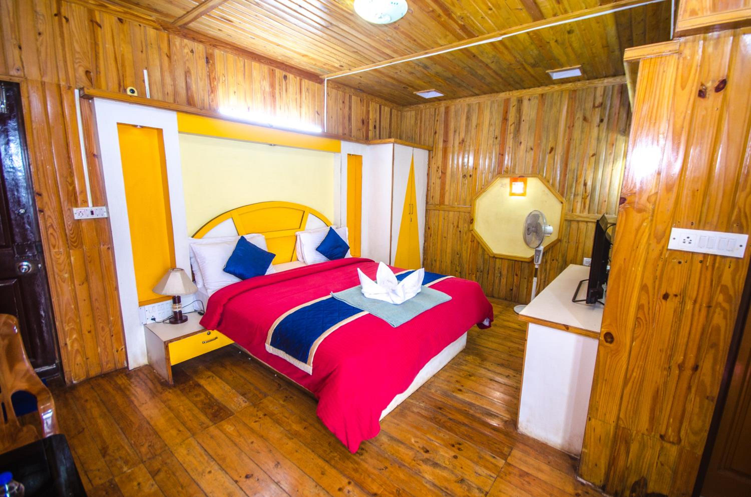 Superior King Room