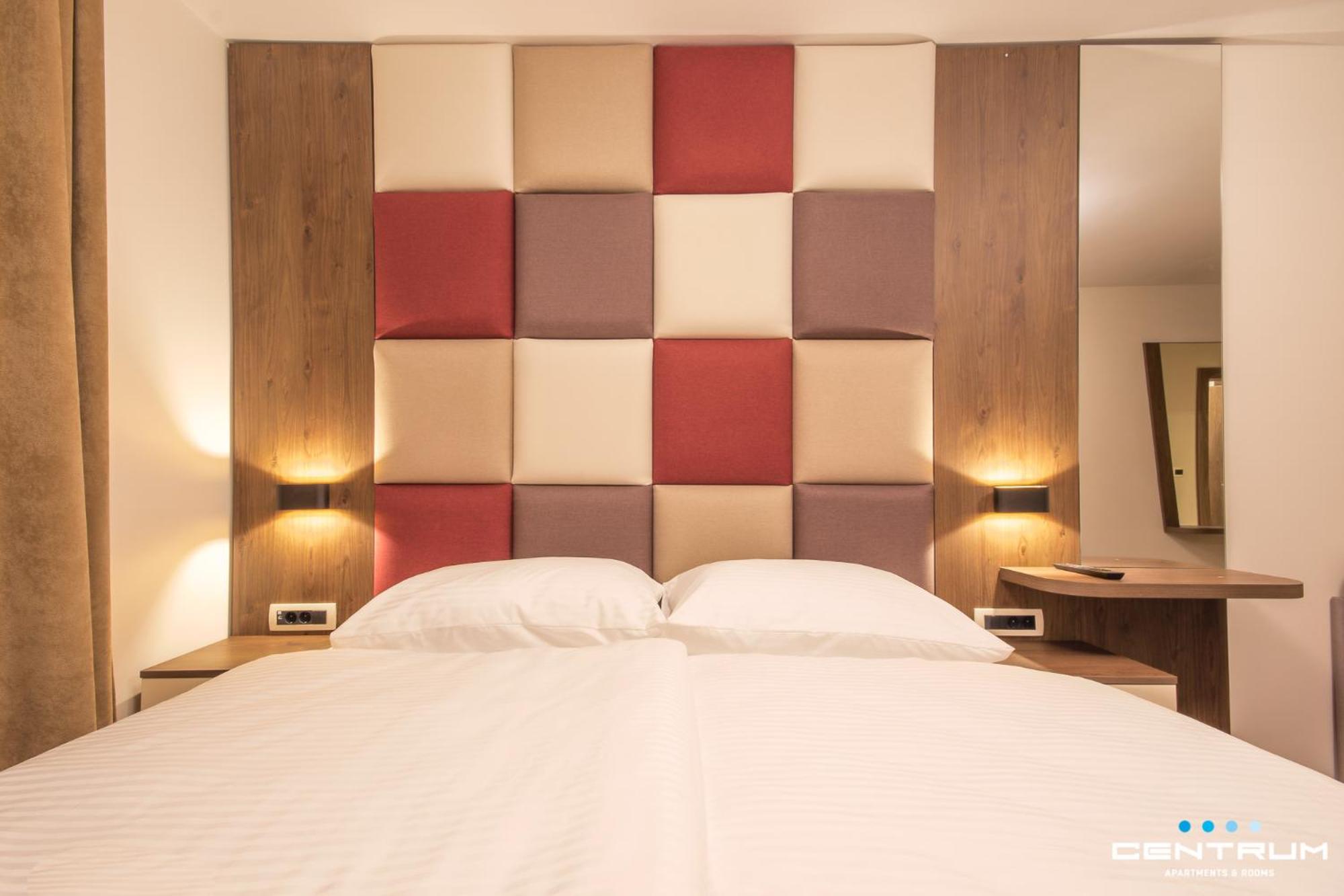 Deluxe Double Room with Extra Bed photo 1