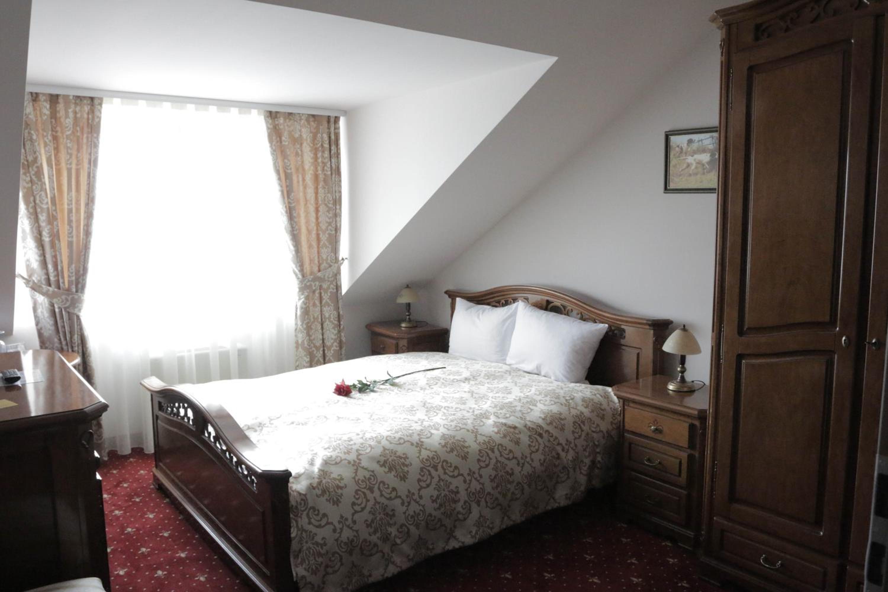 Economy Double Room photo 3