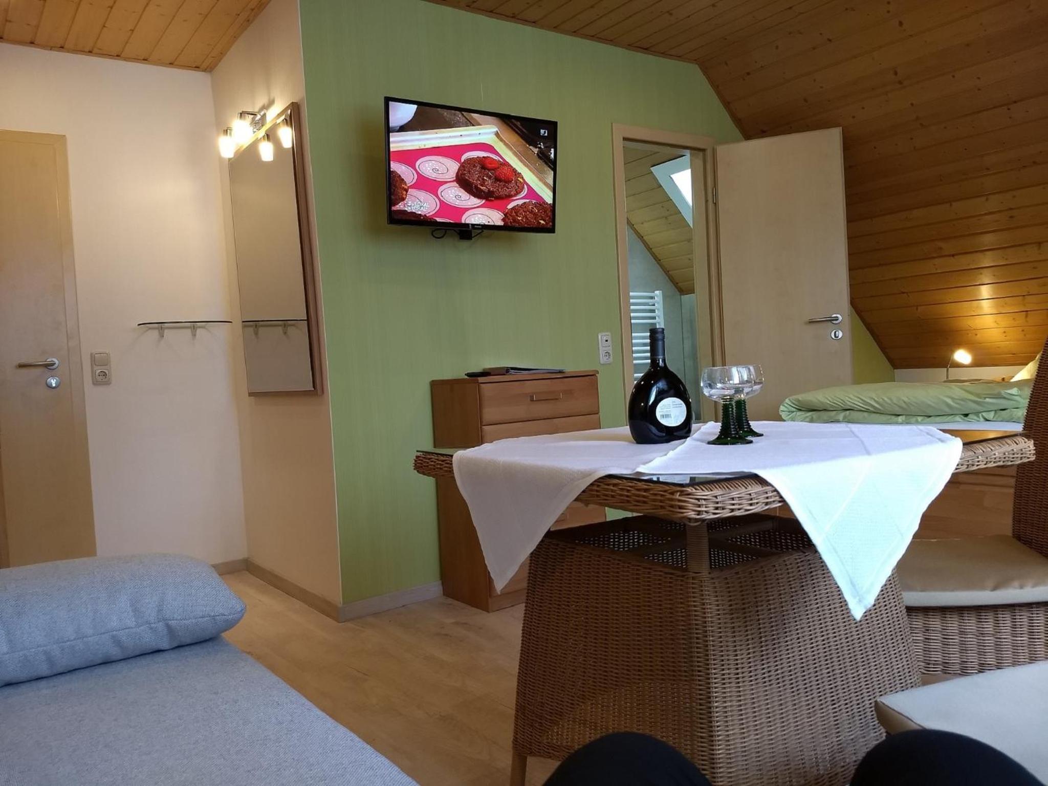 Double Room - Photo 9