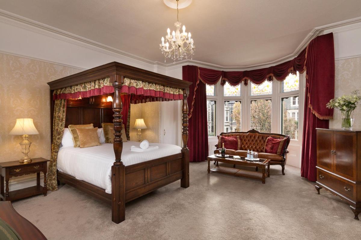 Four Poster Suite  - Photo 1