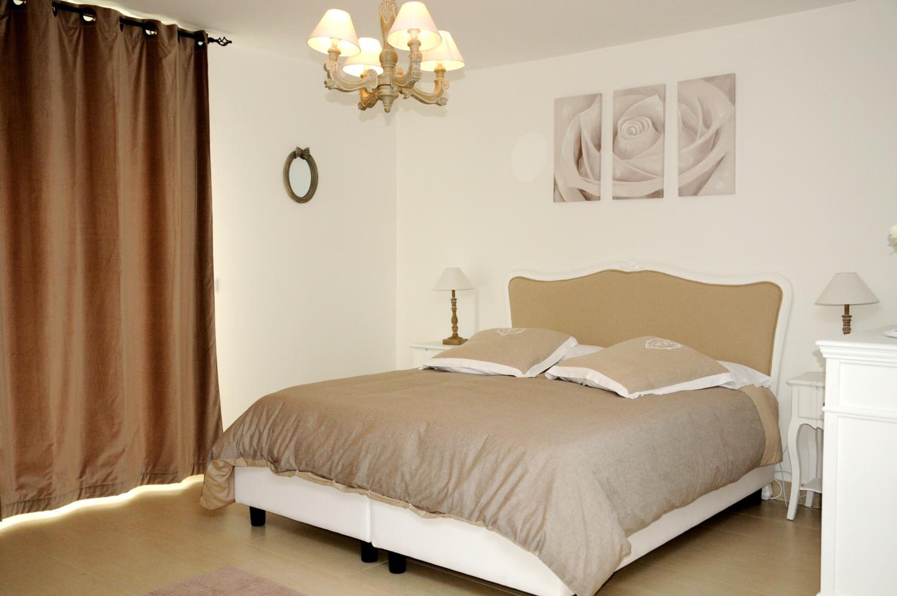 Double or Twin Room - Photo 1