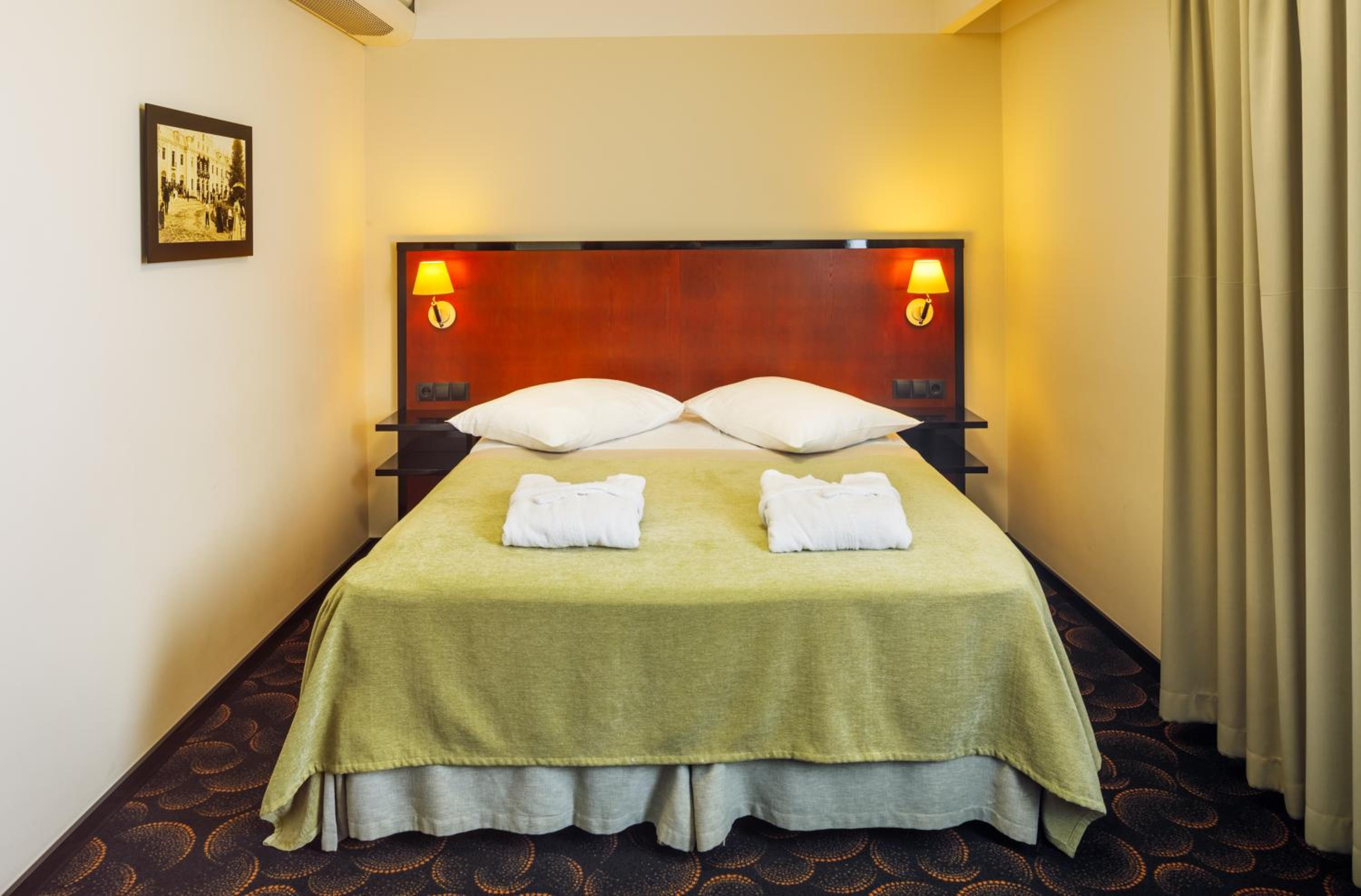 Suite with Spa Access - Photo 4