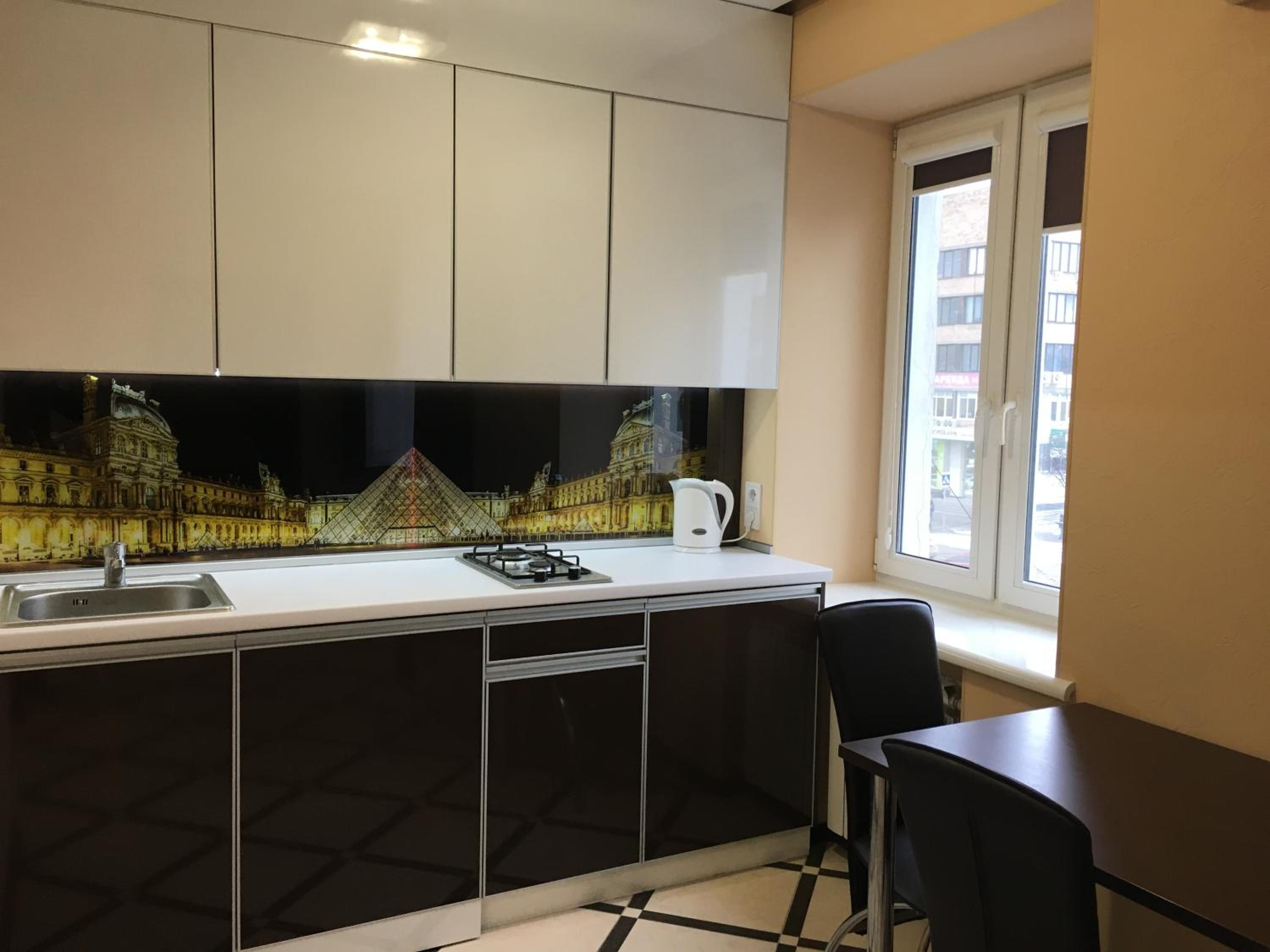 Apartment with Balcony photo 3
