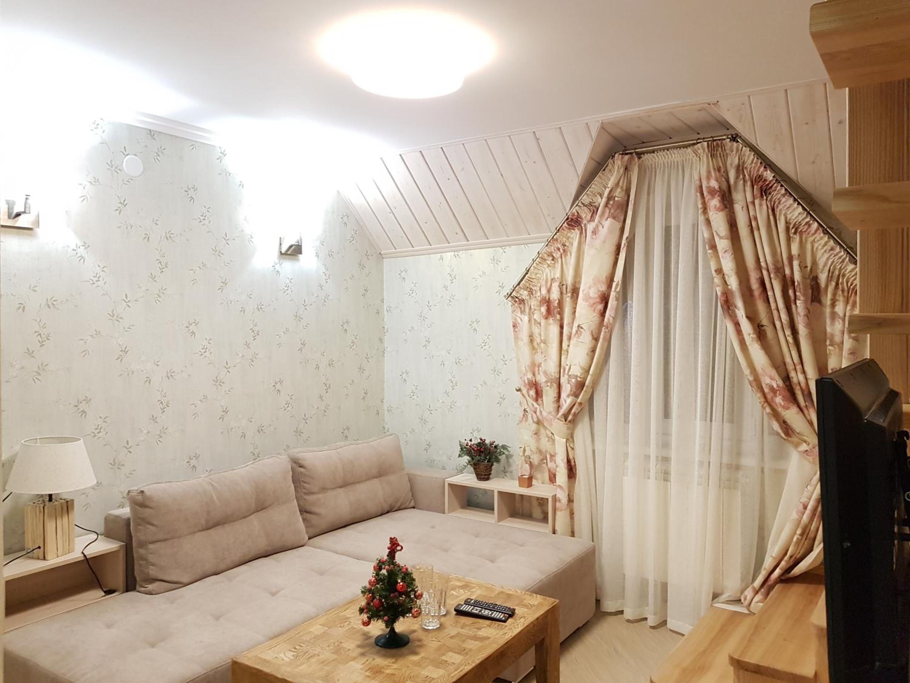 Family Room photo 1