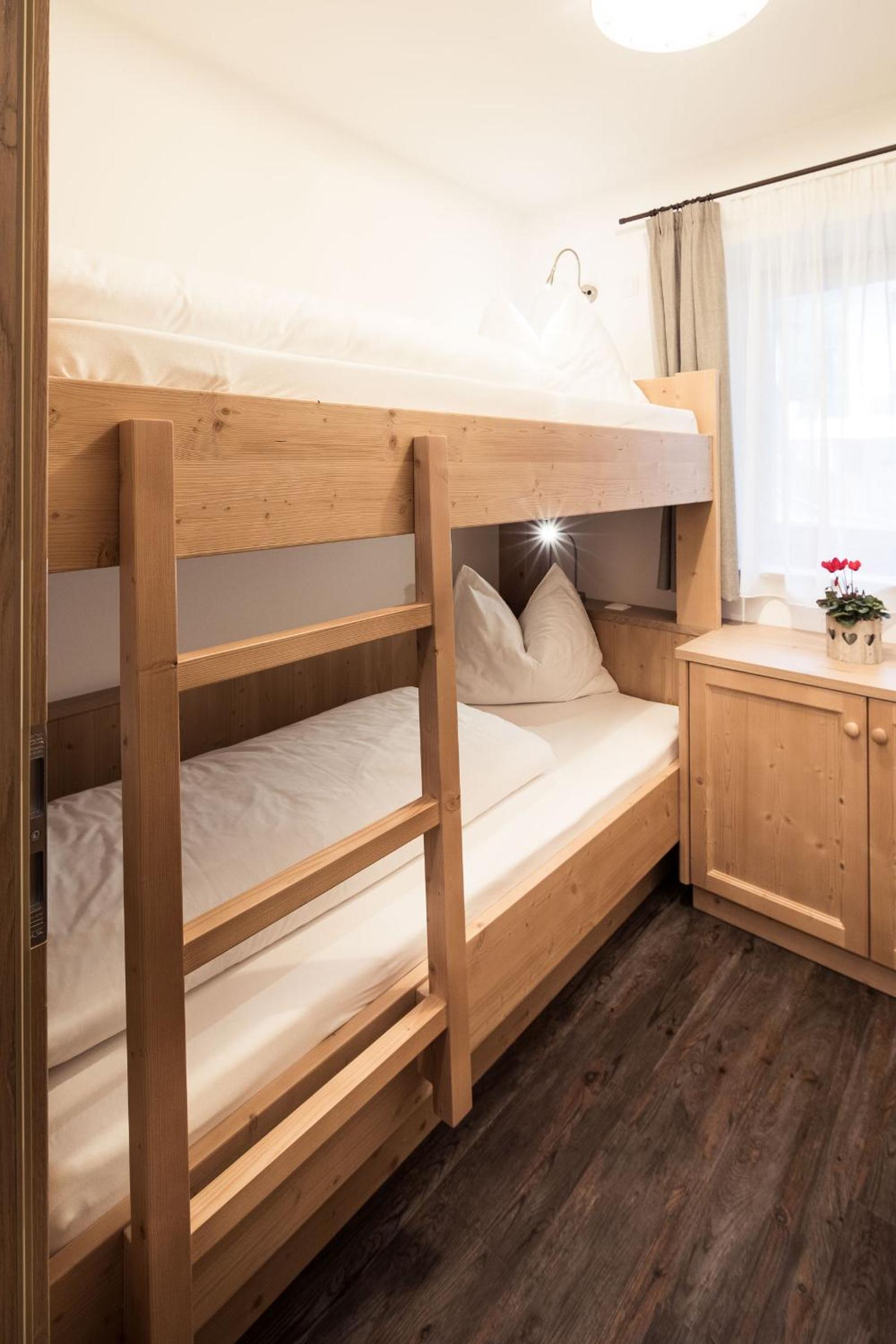 Two-Bedroom Apartment - Photo 8