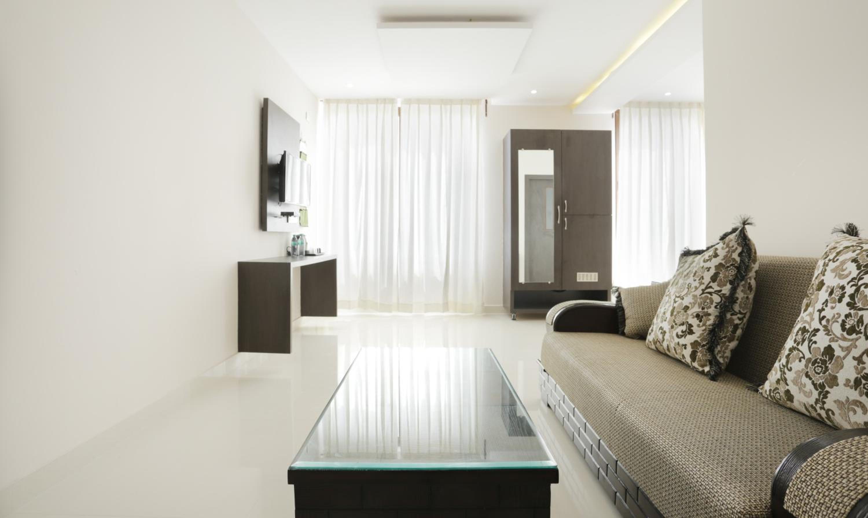 Deluxe Family Room photo 2