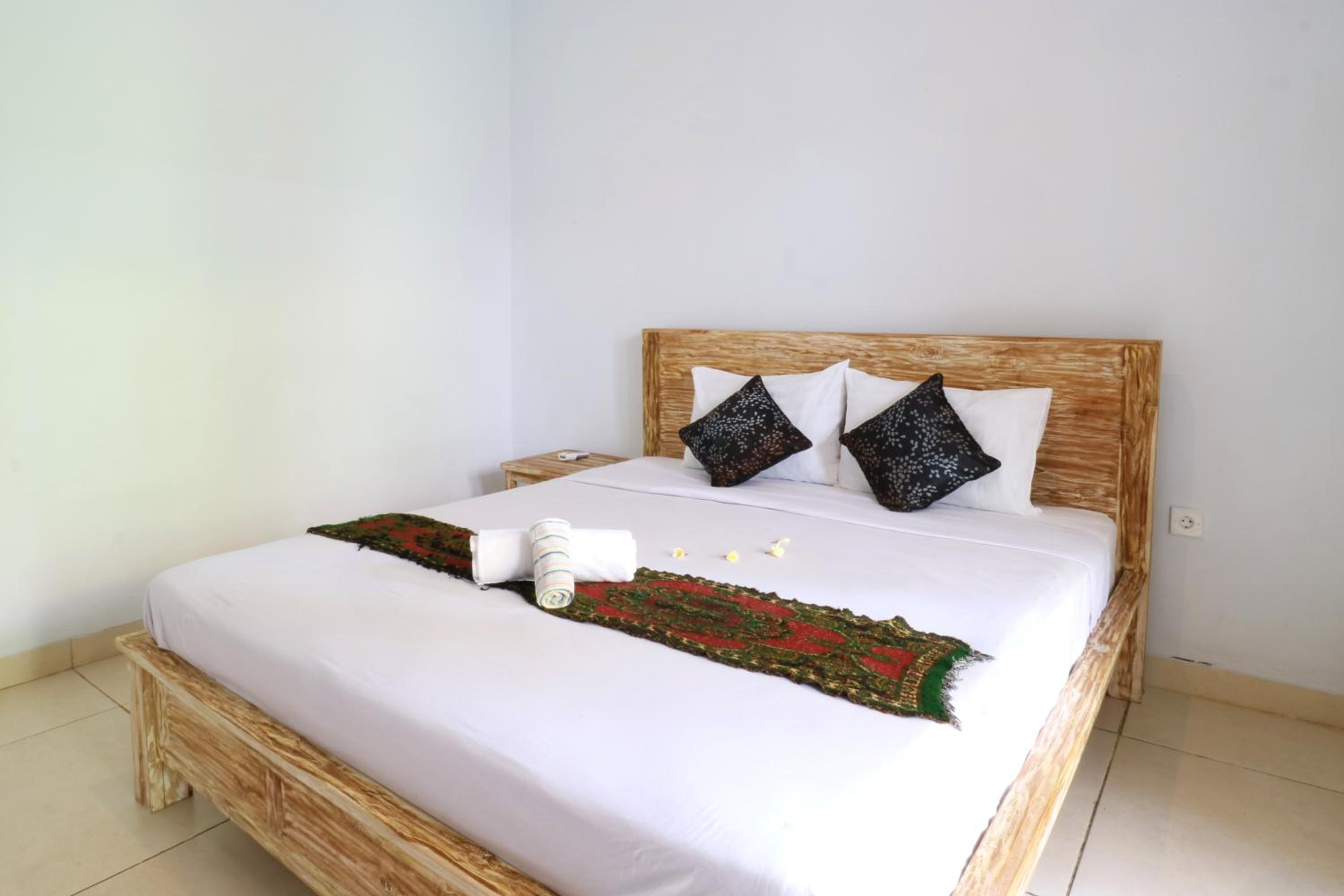 Double Room - Photo 14