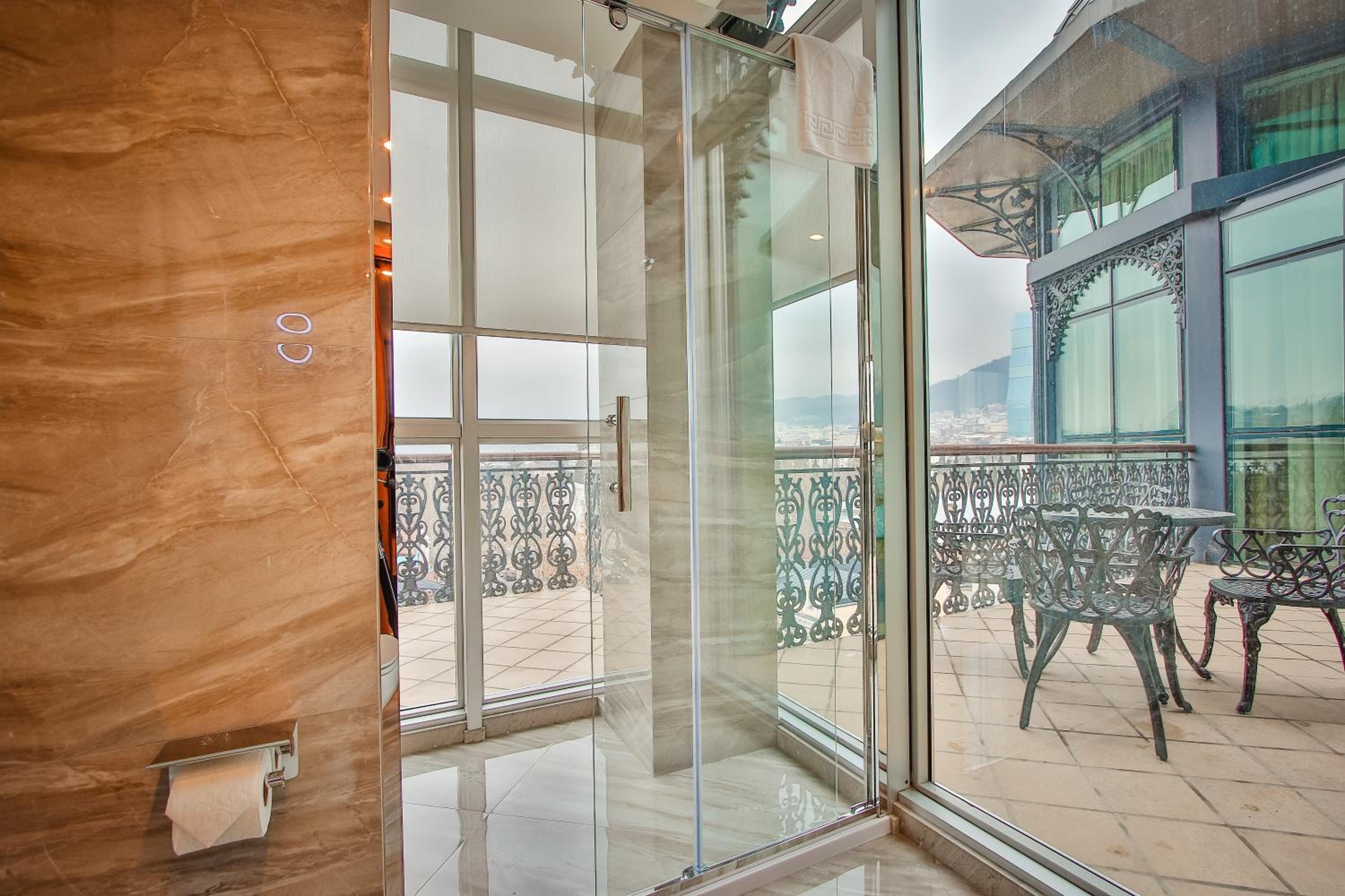 Junior Suite with Terrace photo 2