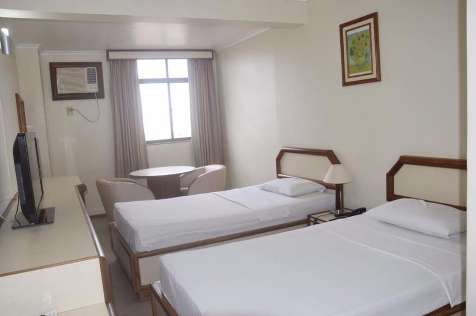 Budget Twin Room photo 3