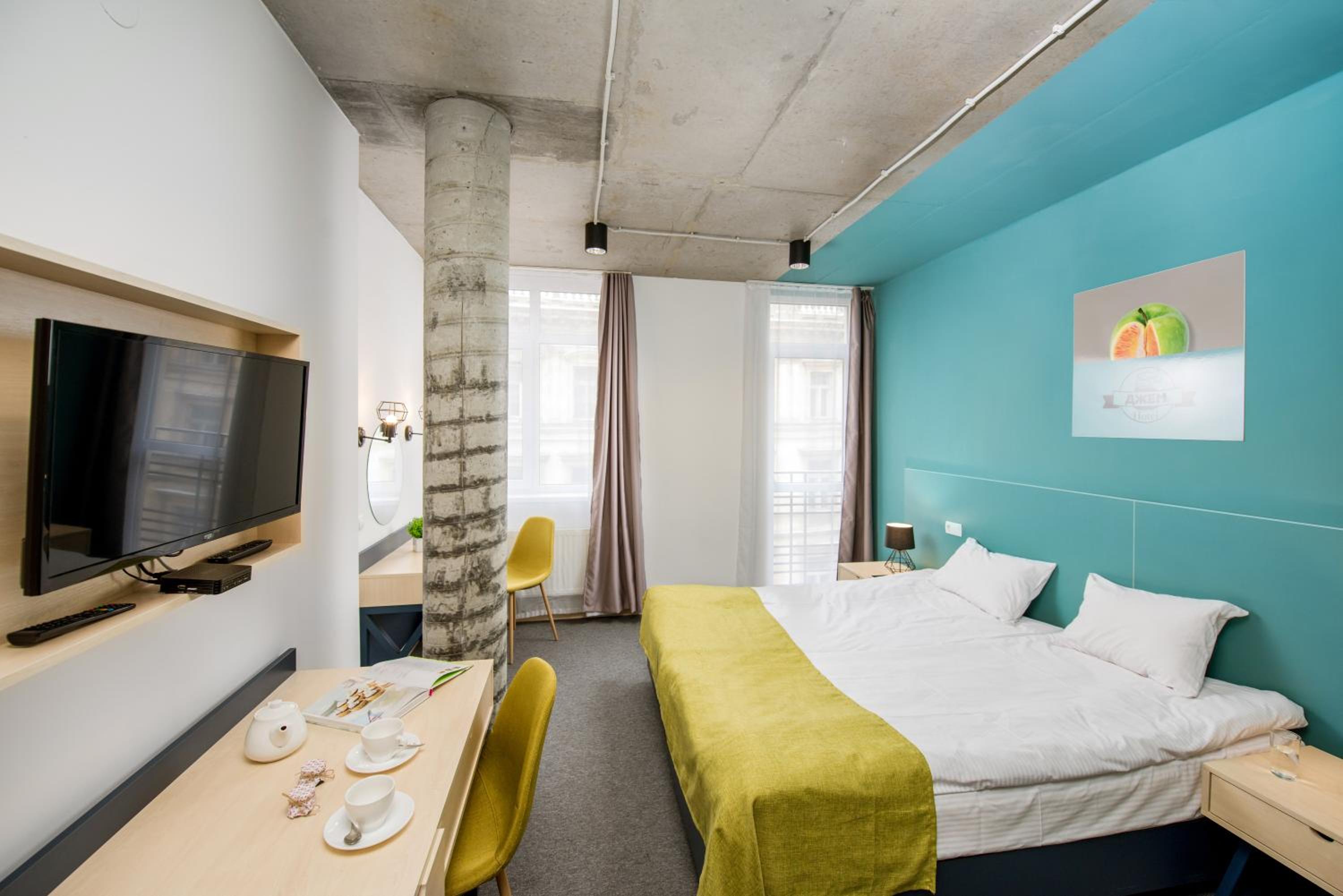 Double or Twin Room with Balcony photo 2