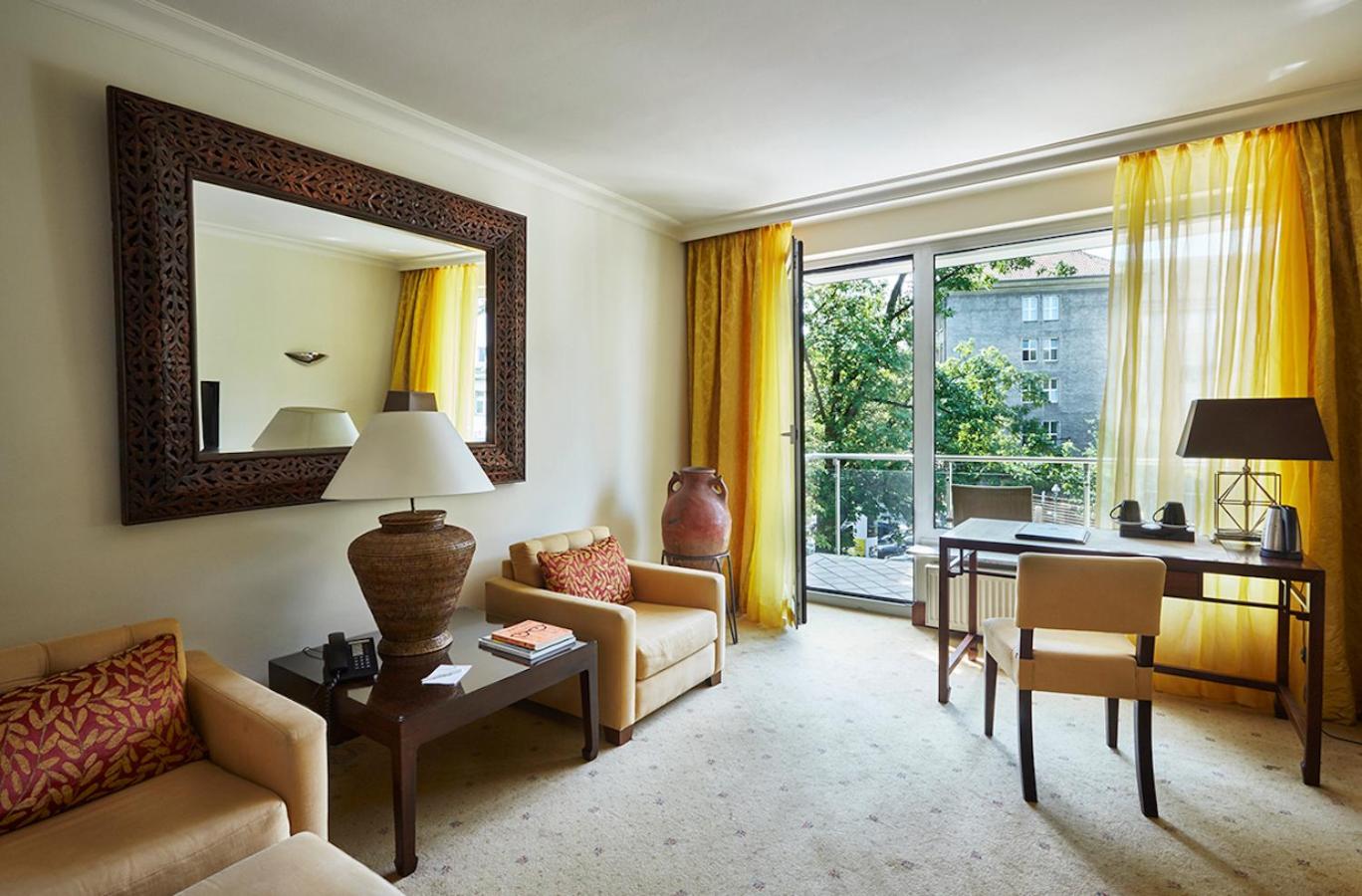 Suite with Balcony photo 1