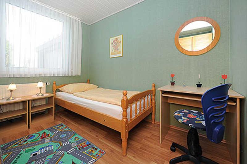 Two-Bedroom House photo 3