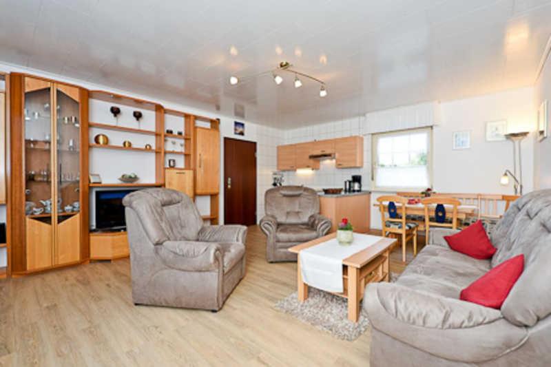 Apartment with Terrace photo 2