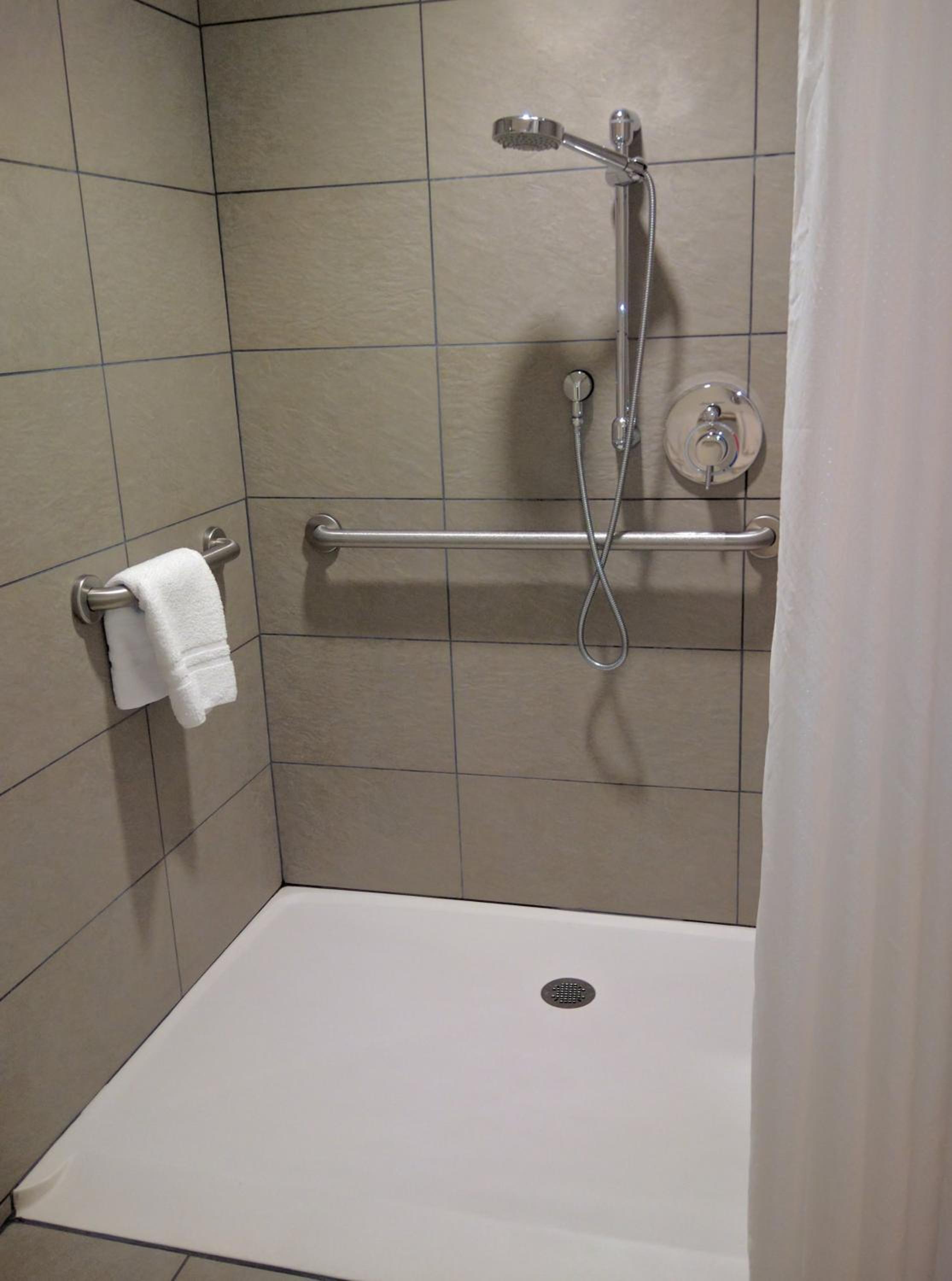 King Room - Disability Access/Non-Smoking - Photo 2