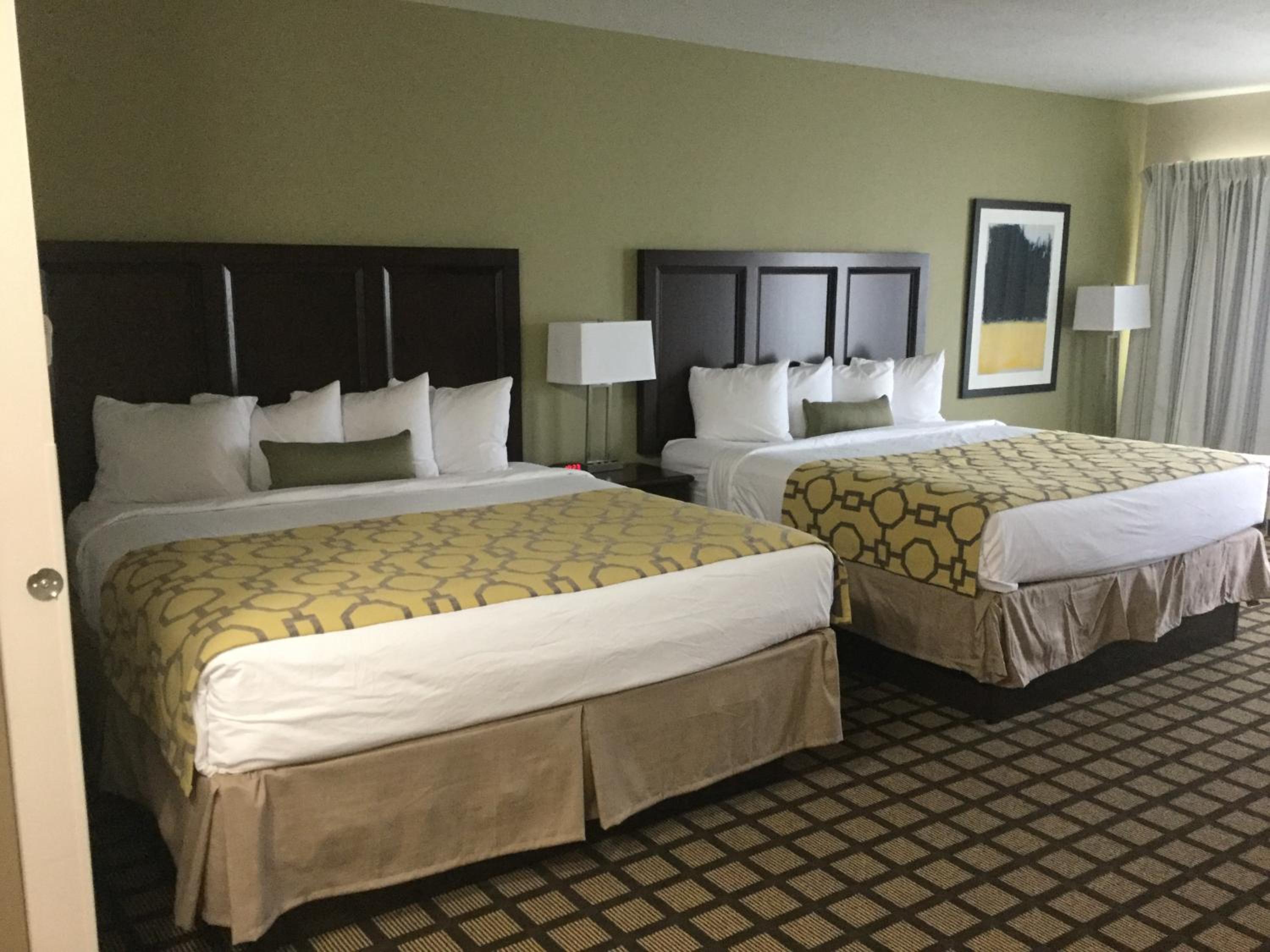 Deluxe Queen Room - Mobility Access/Non-Smoking