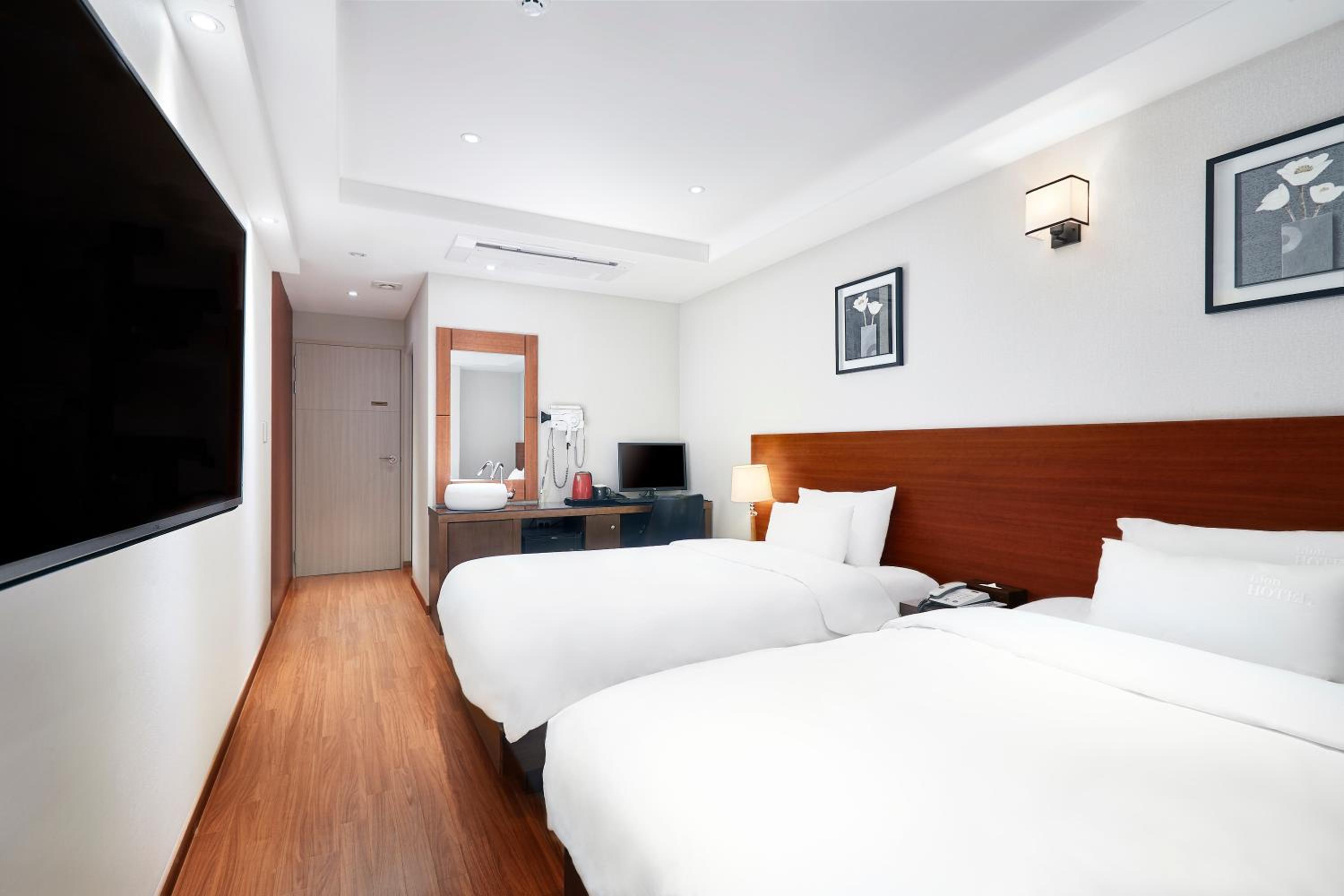 Standard Twin Room photo 1