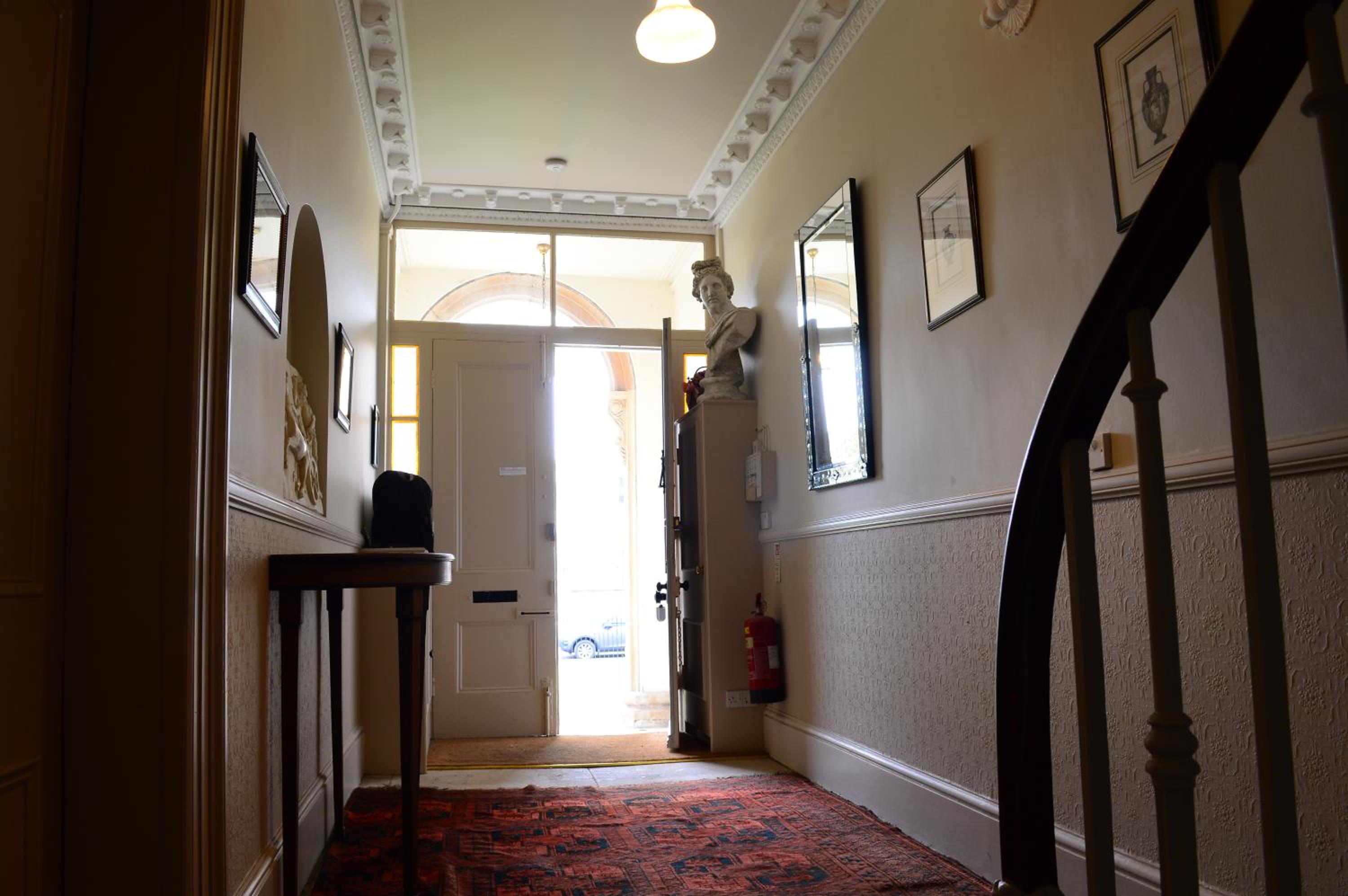 Apartment - Photo 3