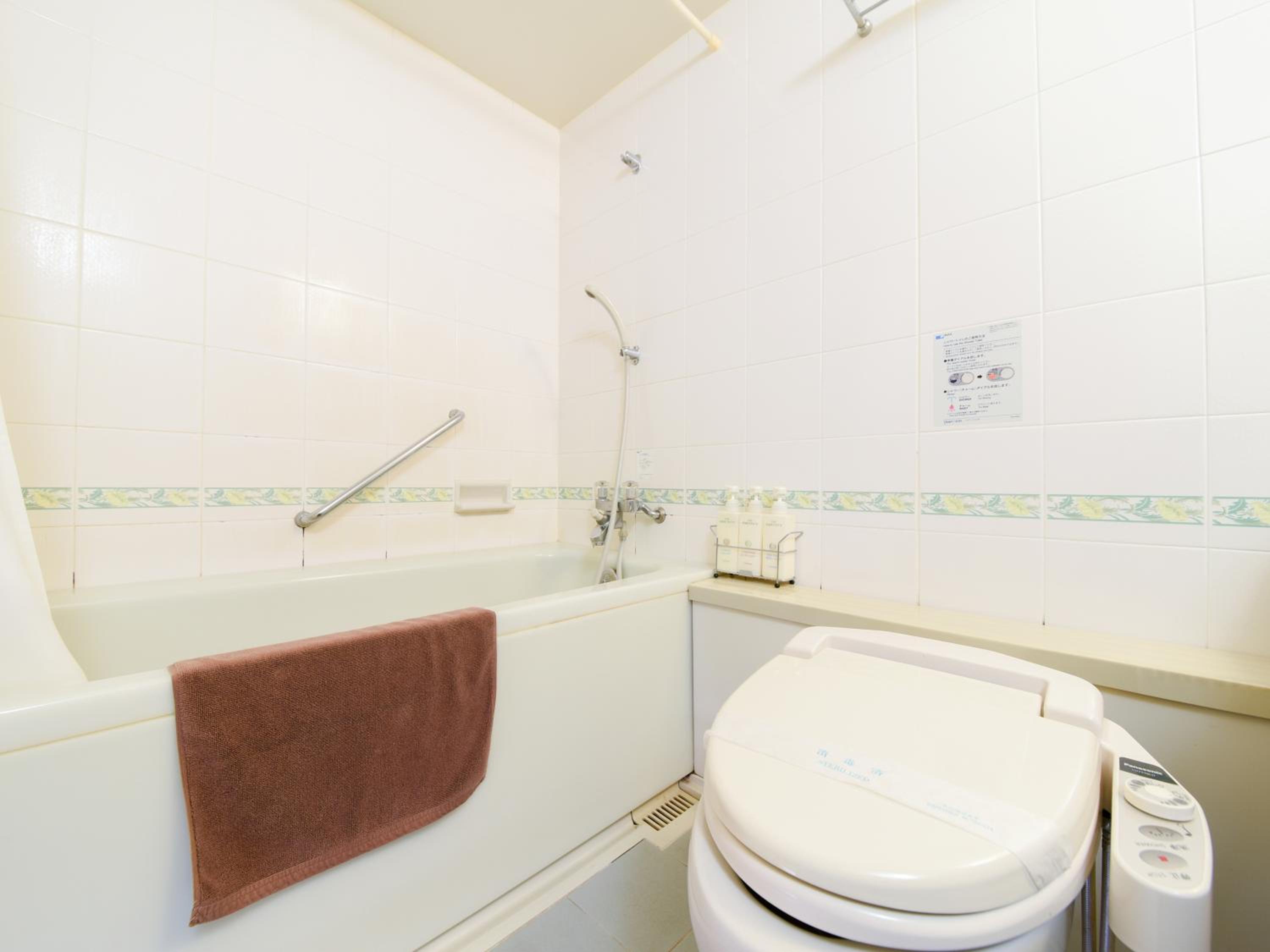 Deluxe Twin Room with Sea View - Photo 5