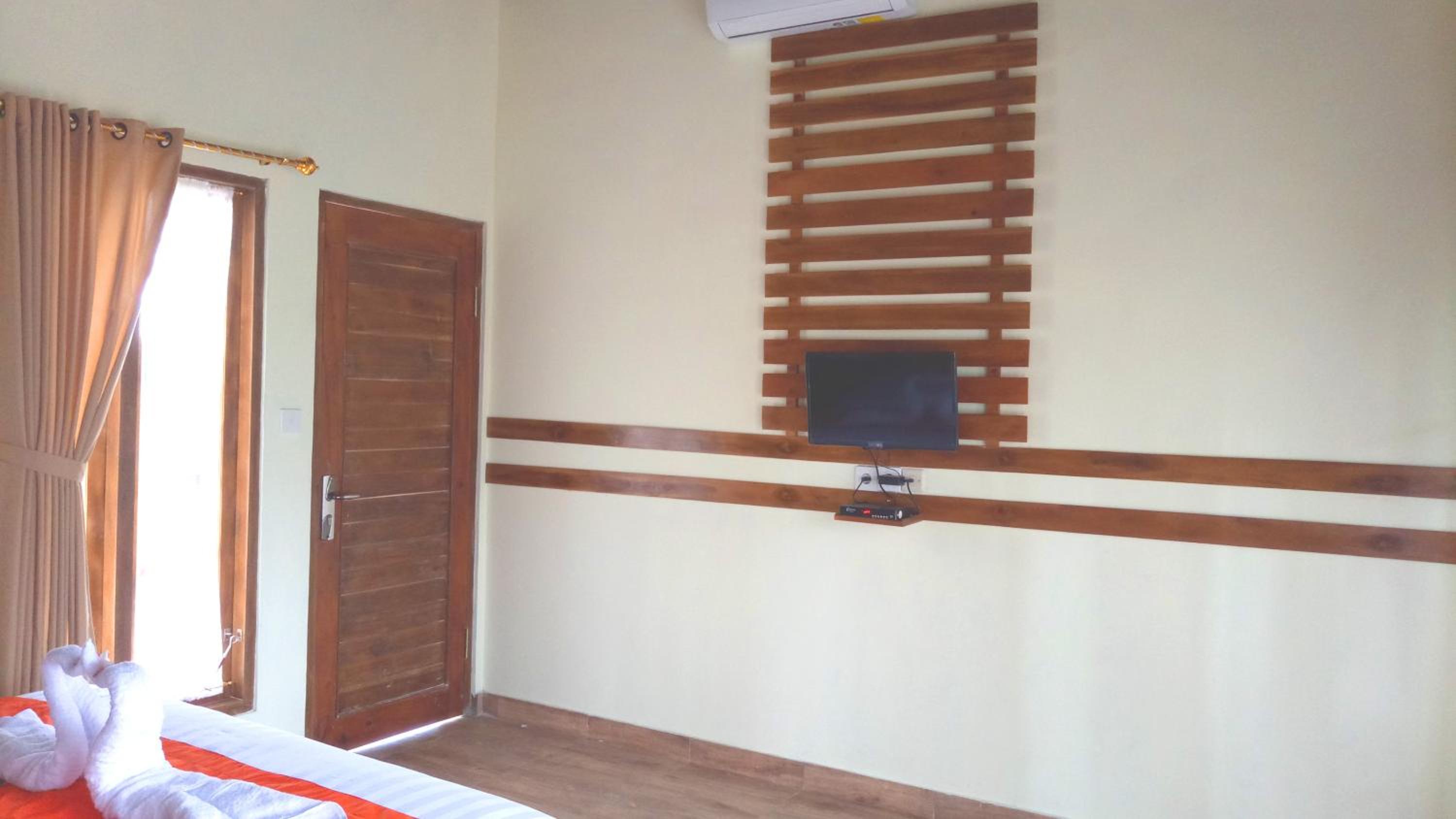 Deluxe Double Room - Photo 11