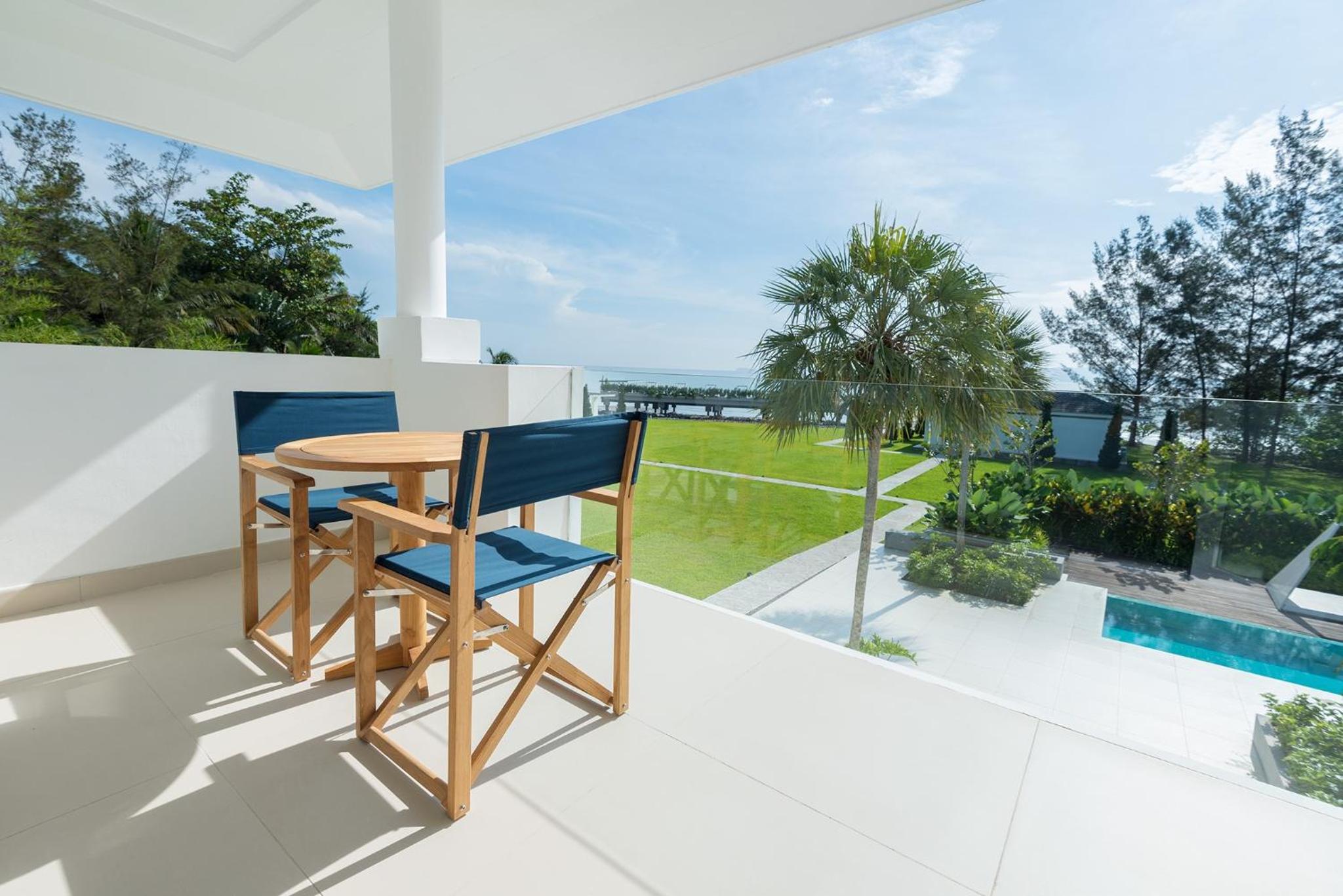 Balcony Suite photo 2