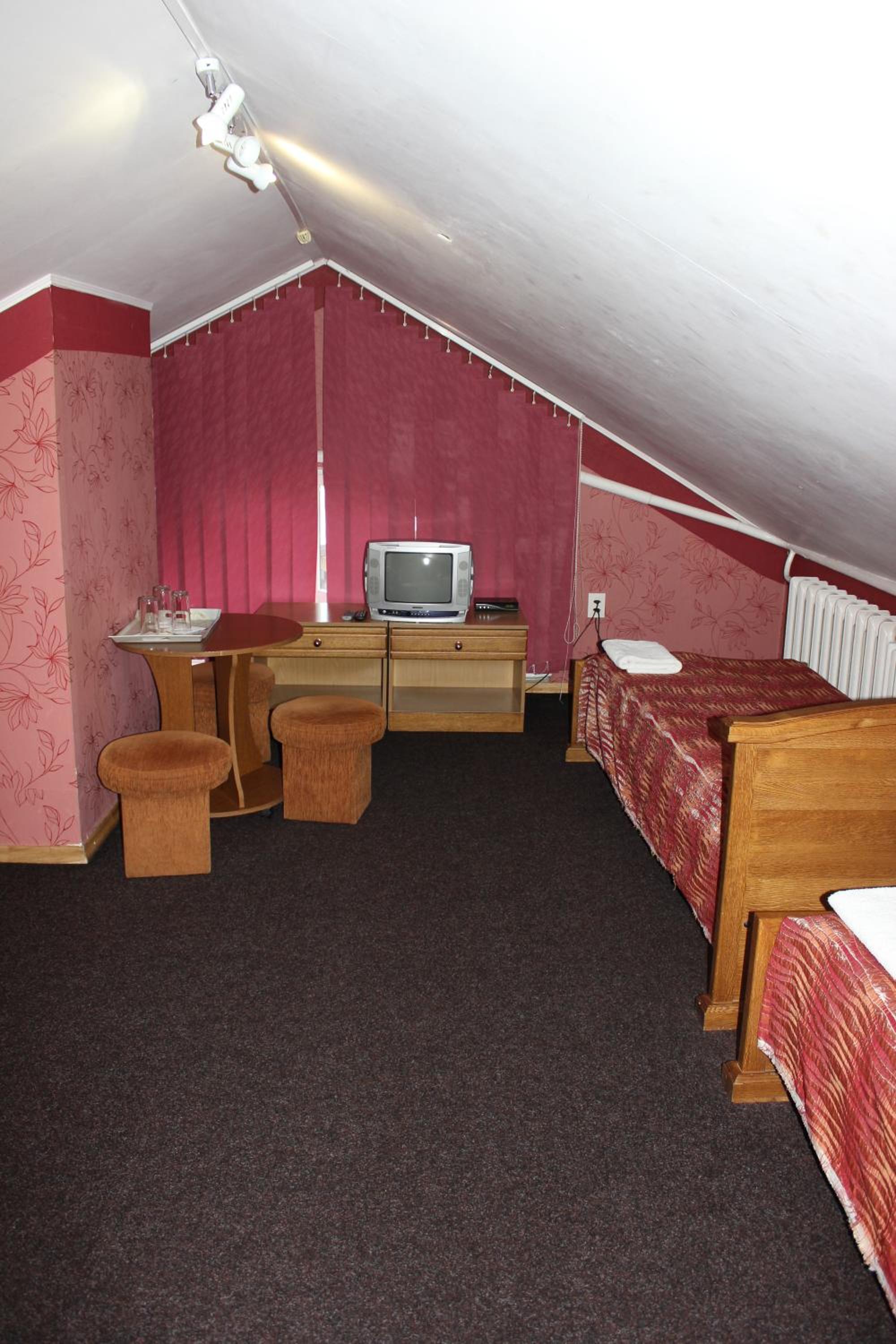 Budget Triple Room photo 1