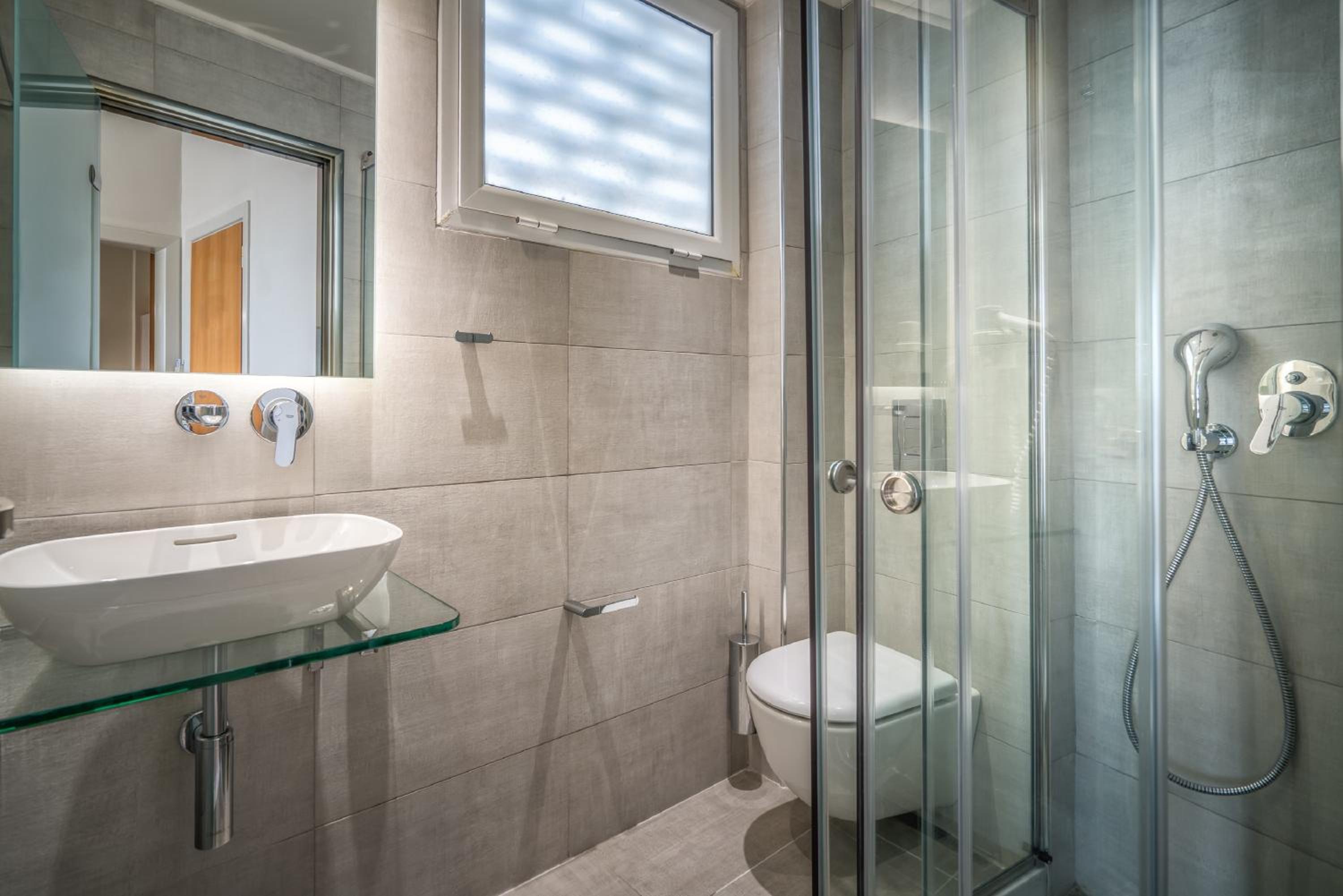 Standard Double or Twin Room photo 2