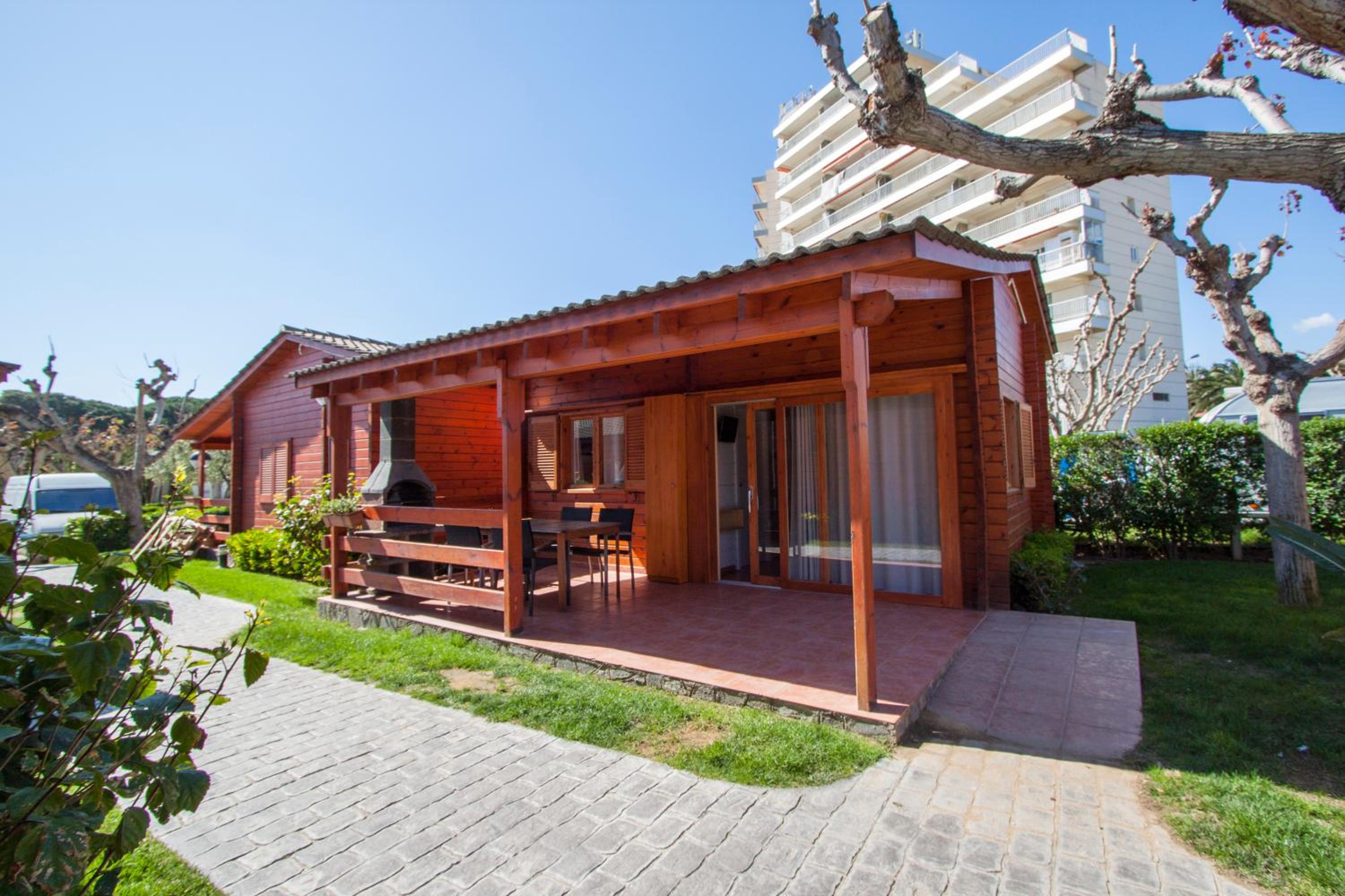Deluxe Bungalow photo 2
