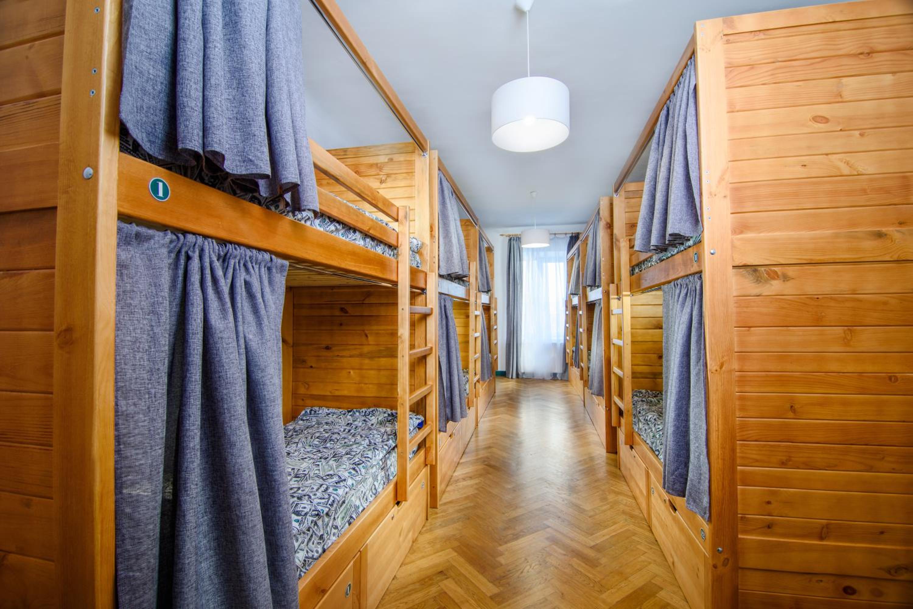 Single Bed in 10-Bed Mixed Dormitory Room photo 1