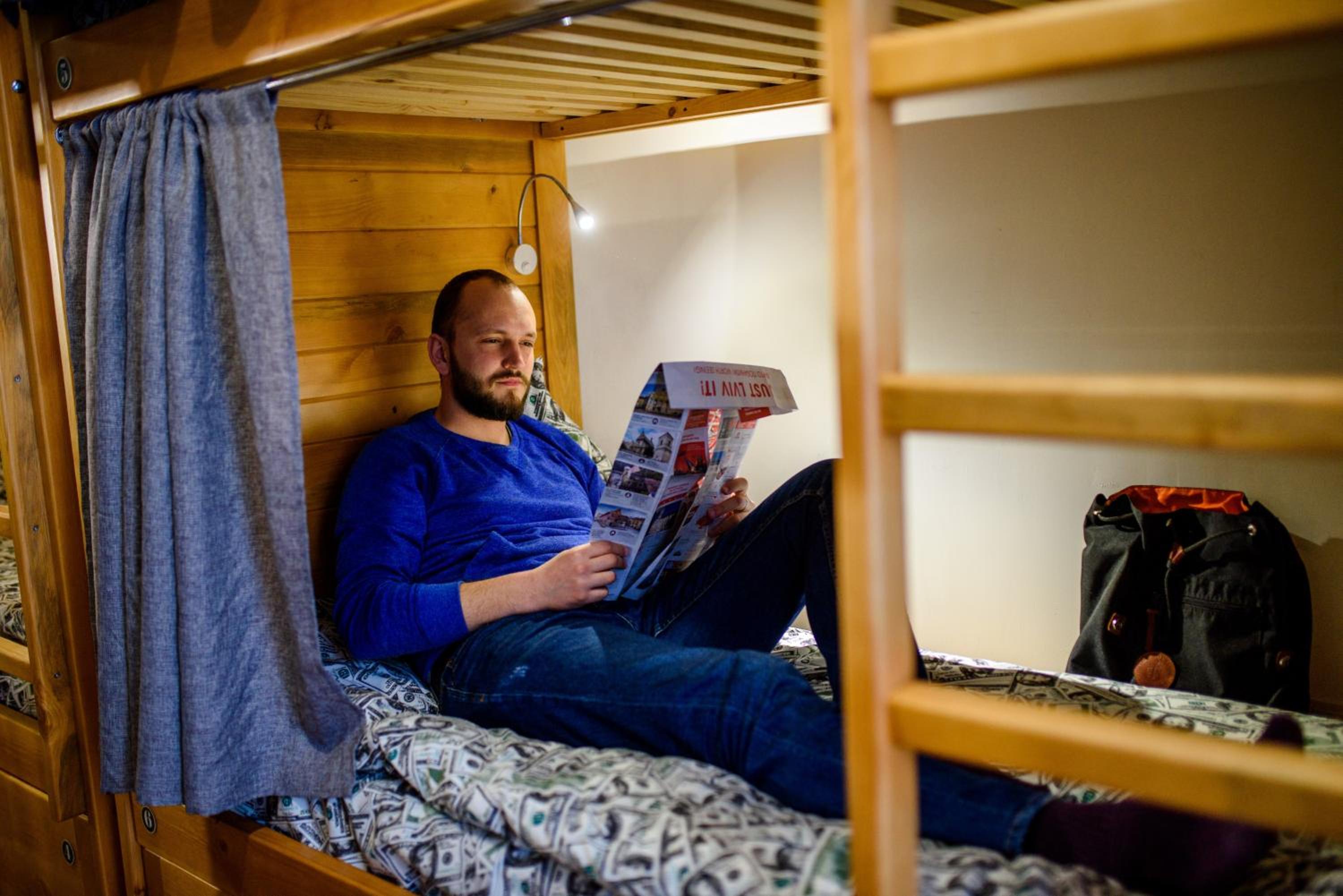 Single Bed in 10-Bed Mixed Dormitory Room photo 3