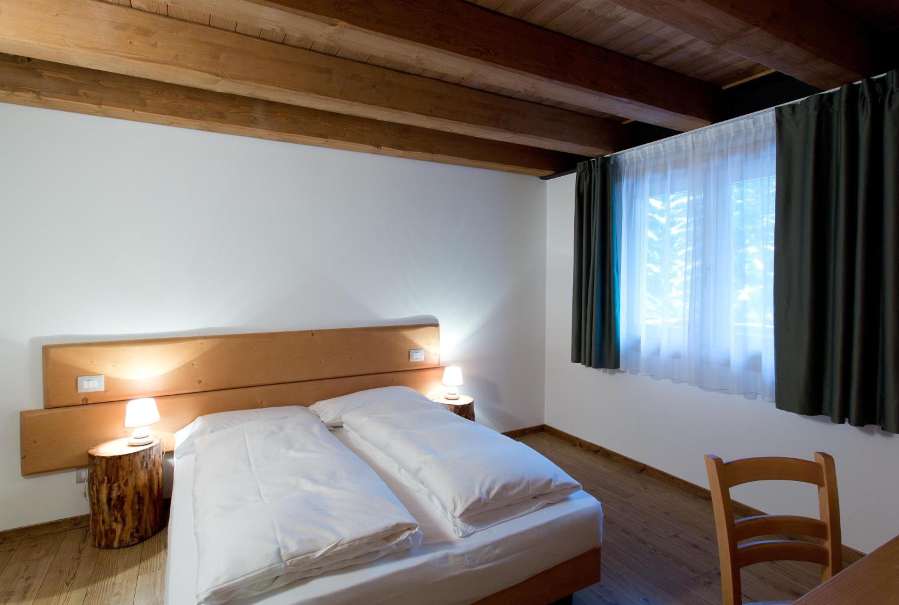 One-Bedroom Apartment with Balcony photo 1