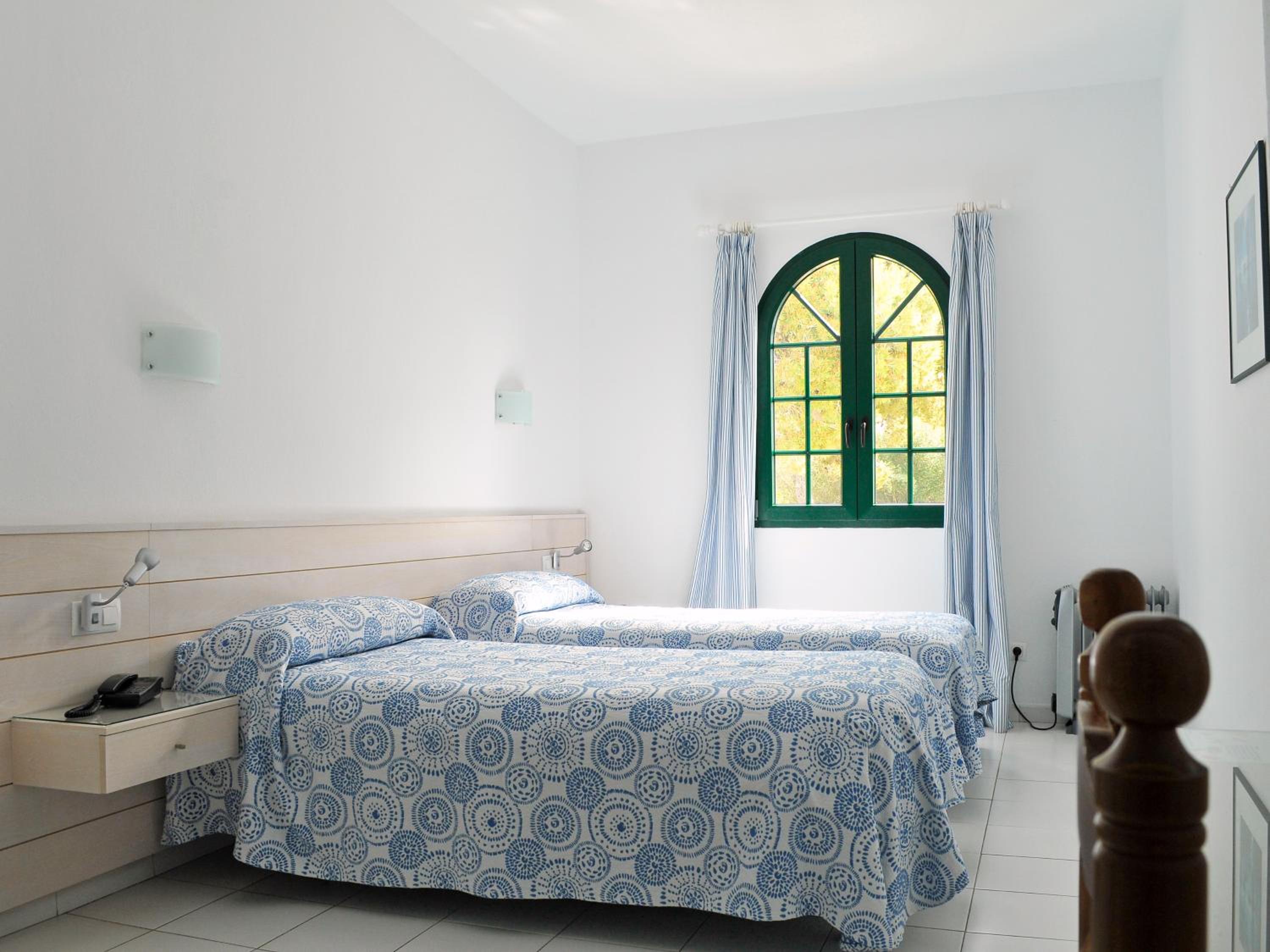 Double or Twin Room - Photo 1