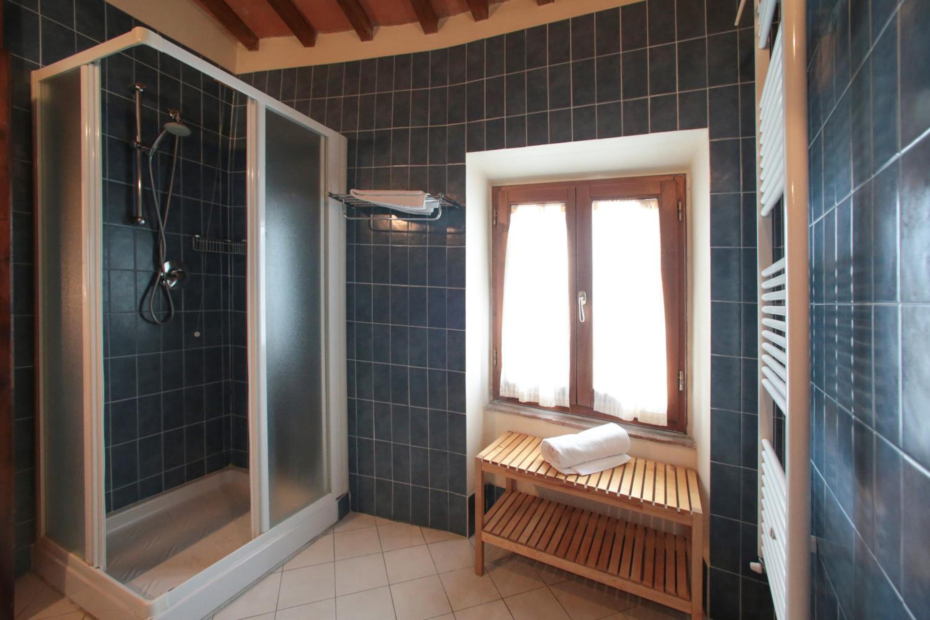 Double or Twin Room - Photo 3