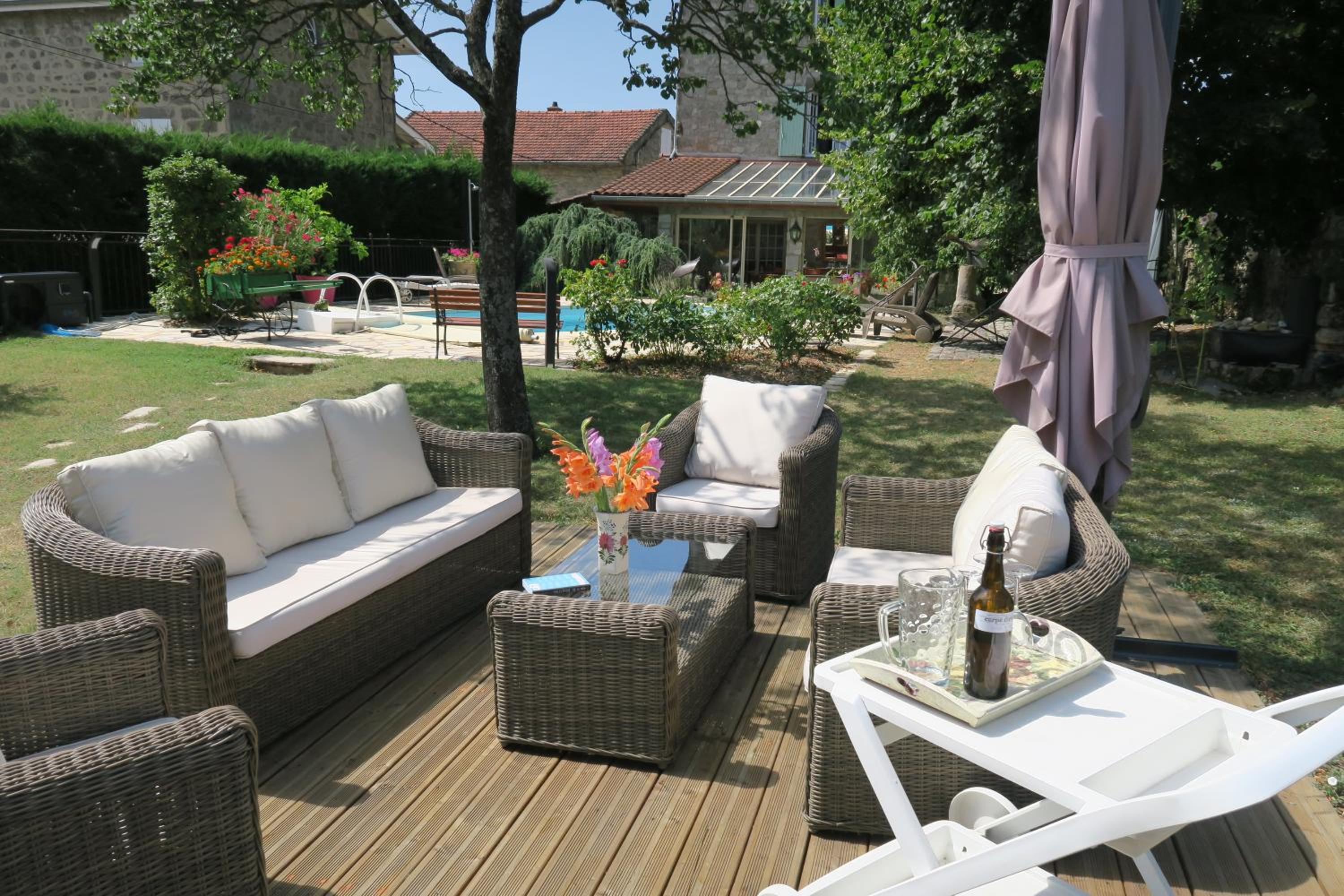Double or Twin Room with Swimming Pool Access - Photo 1