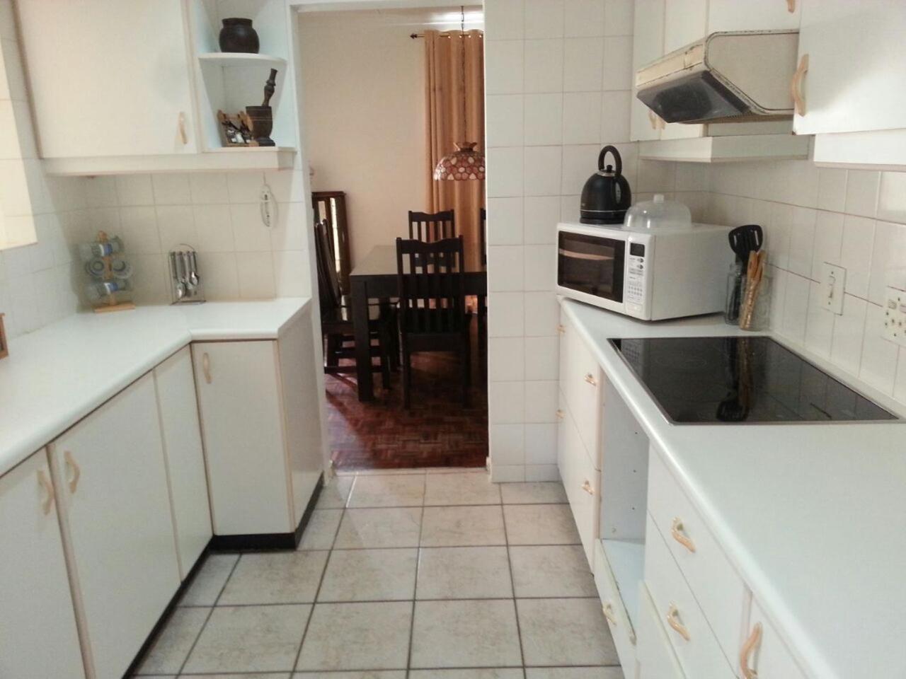 Three-Bedroom House - Photo 14
