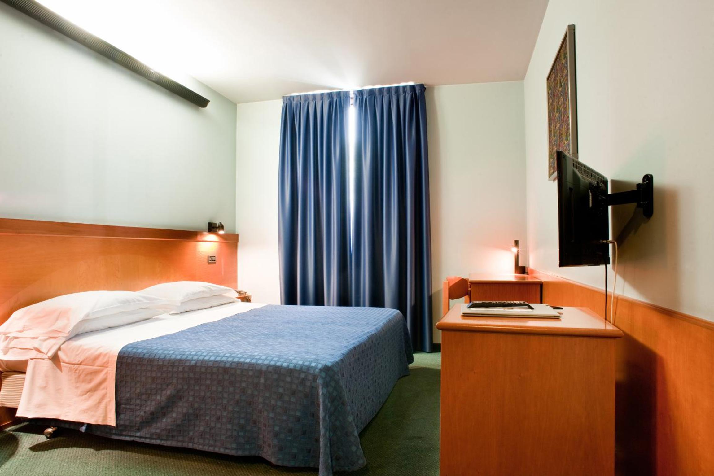 Double Room Single Use