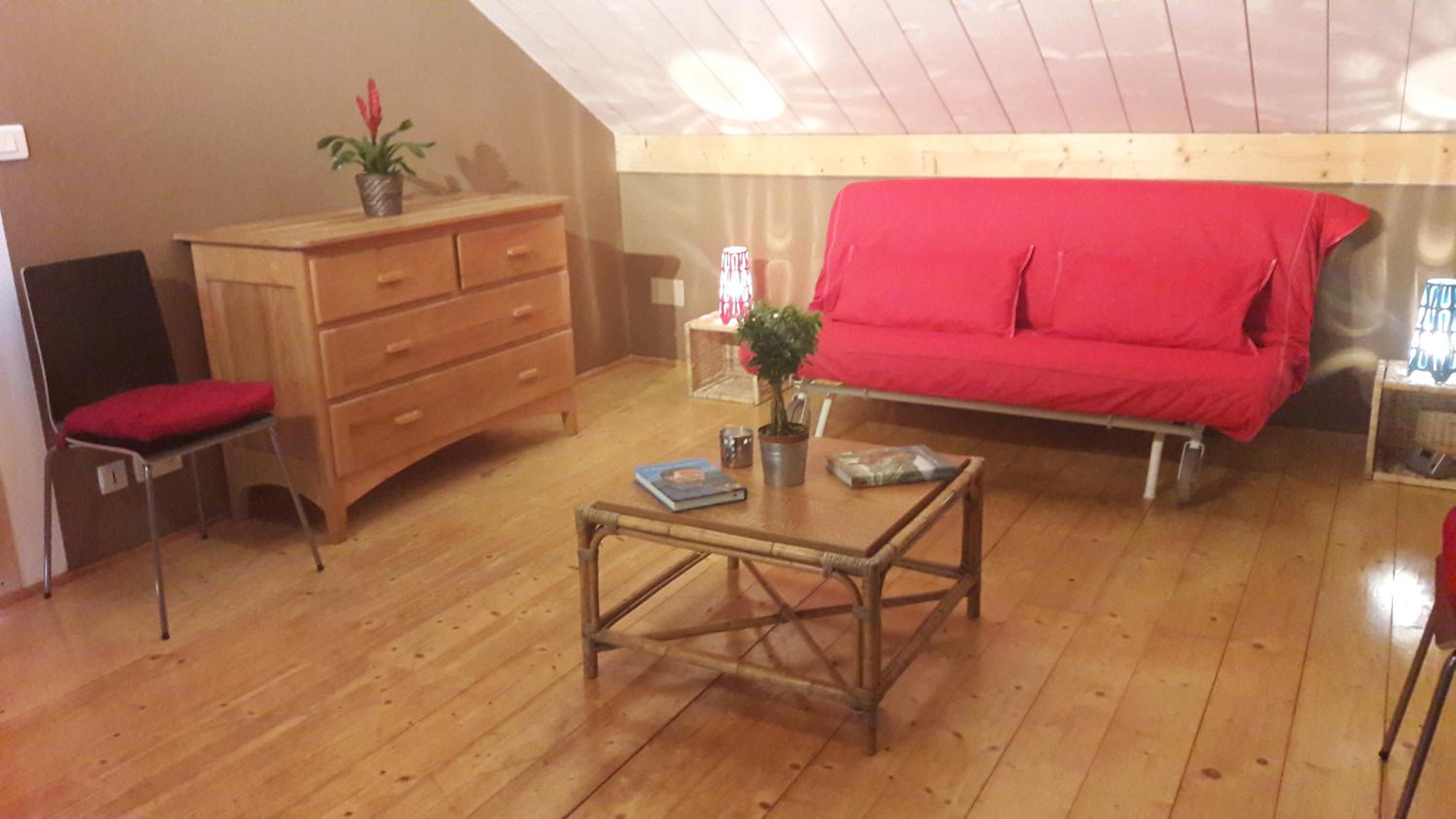 One-Bedroom House - Photo 12
