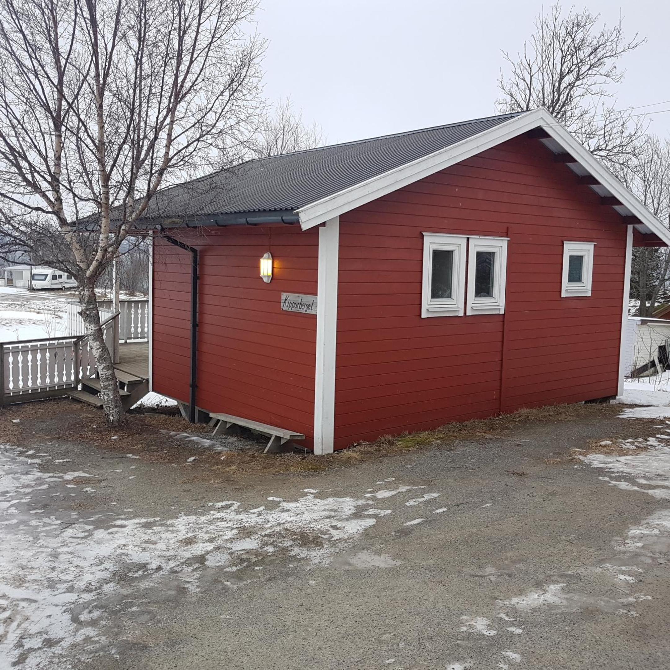 Two-Bedroom Cottage - Photo 22