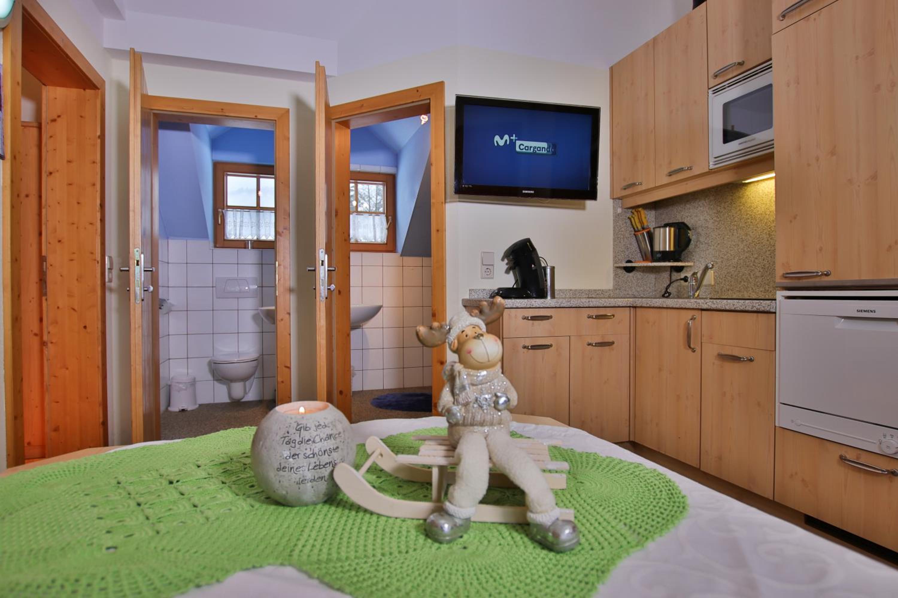 Deluxe Double Room with Balcony photo 1