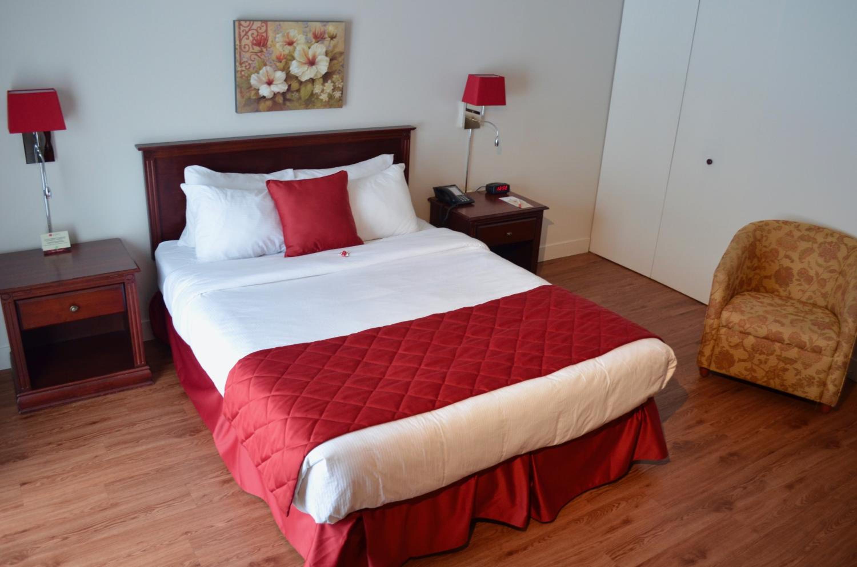 Standard Queen Room - Disability Access