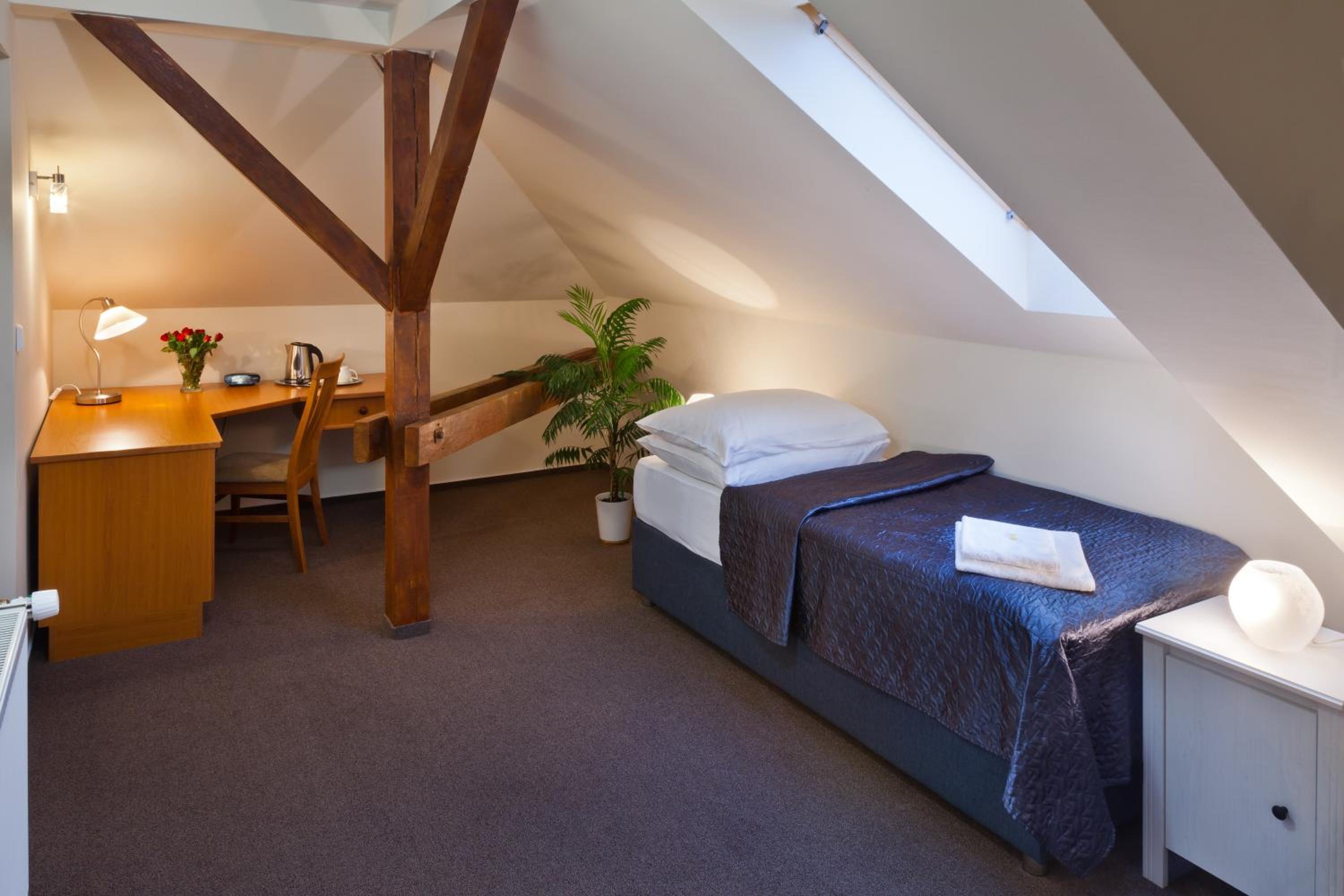 Suite - Photo 4