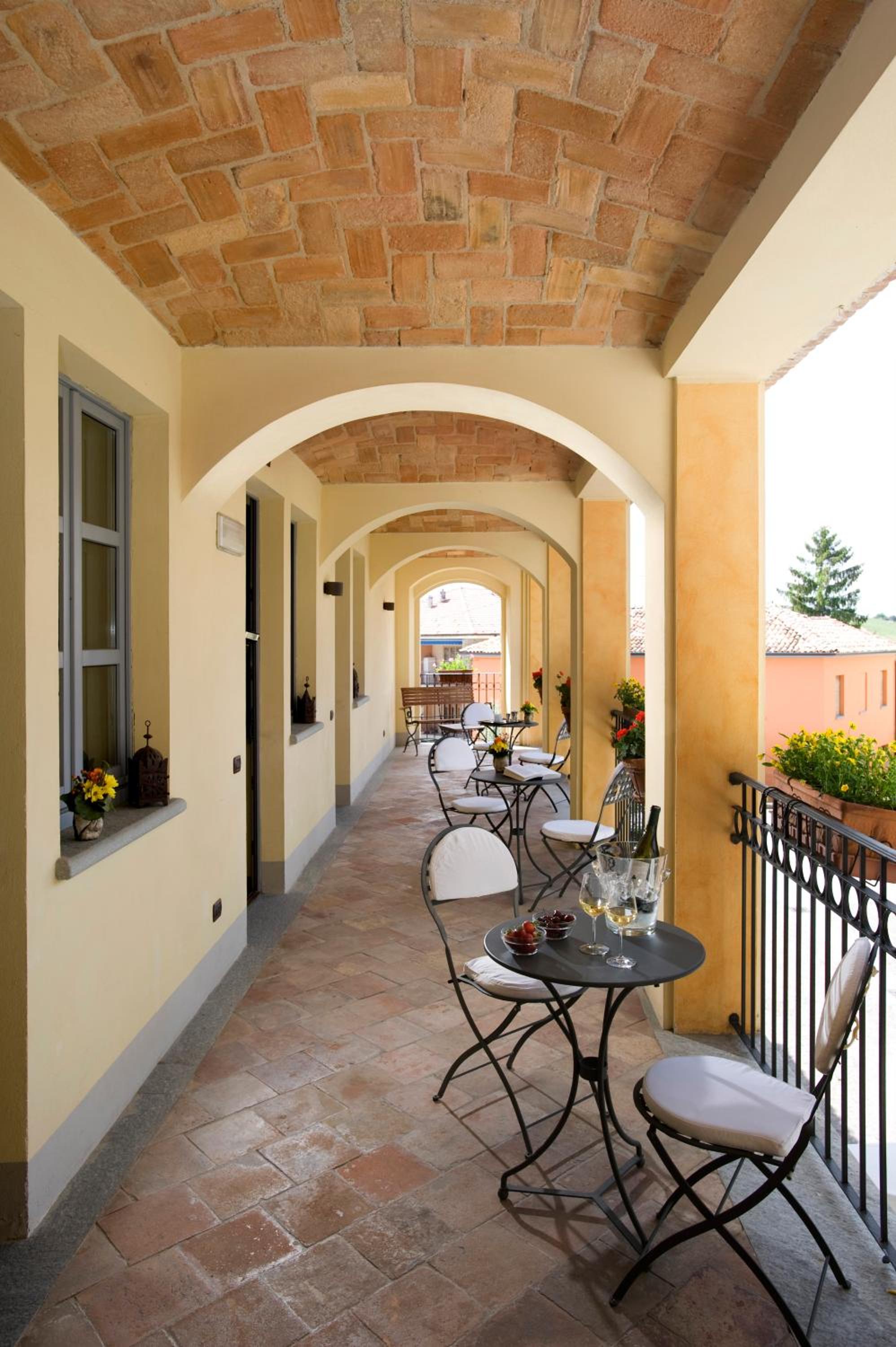 Junior Suite with Balcony photo 2