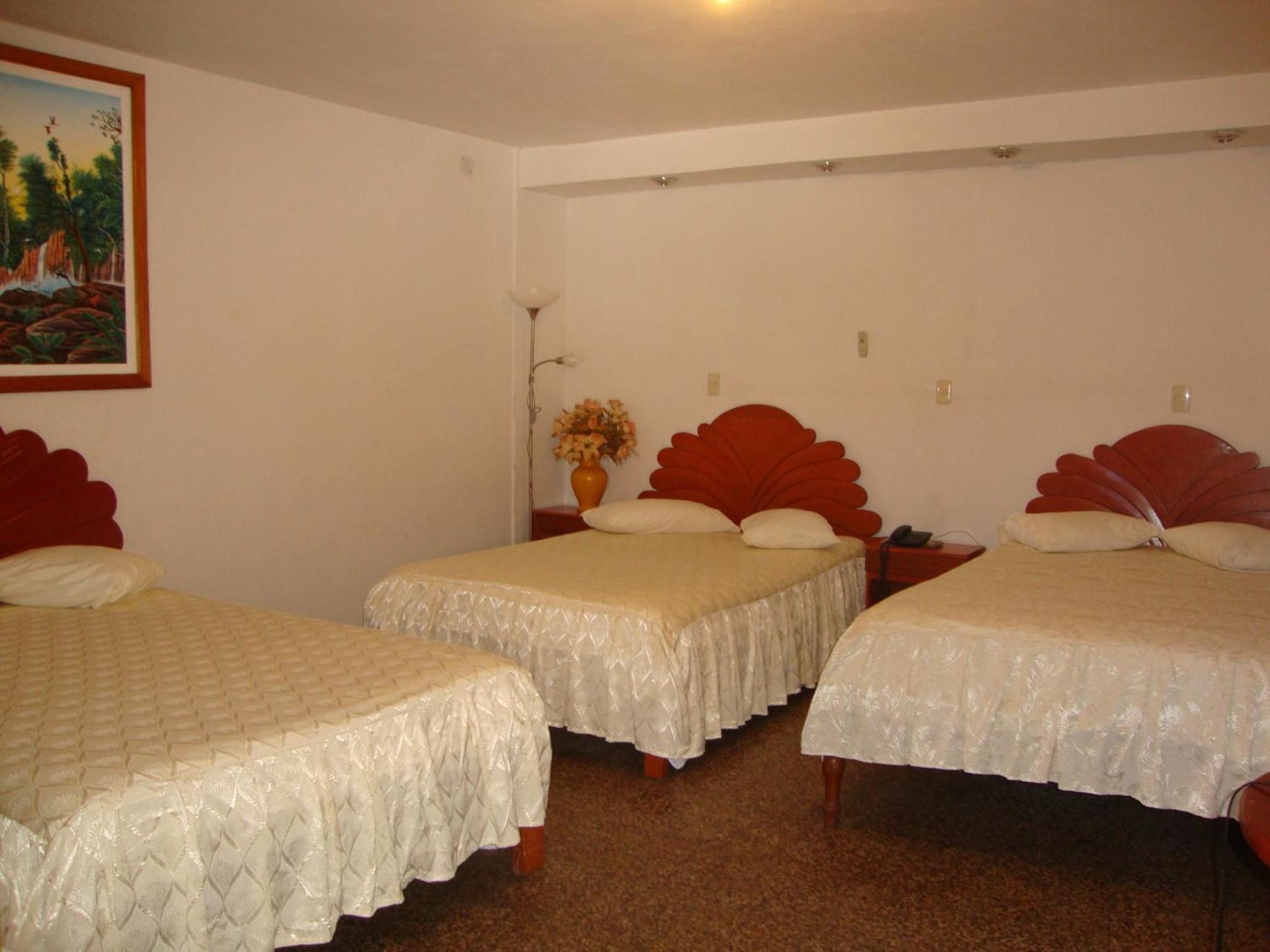 Standard Triple Room photo 2