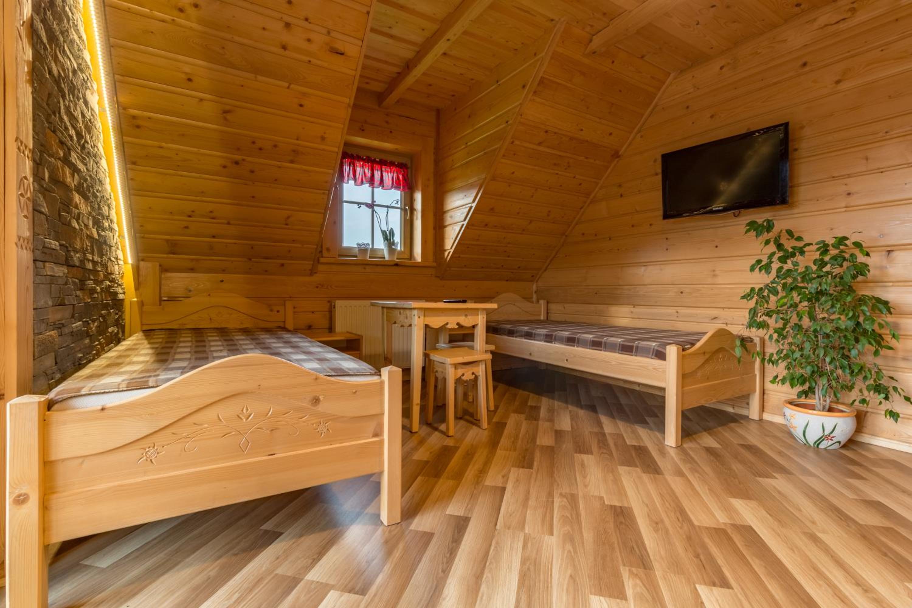 Quadruple Room with Balcony photo 1